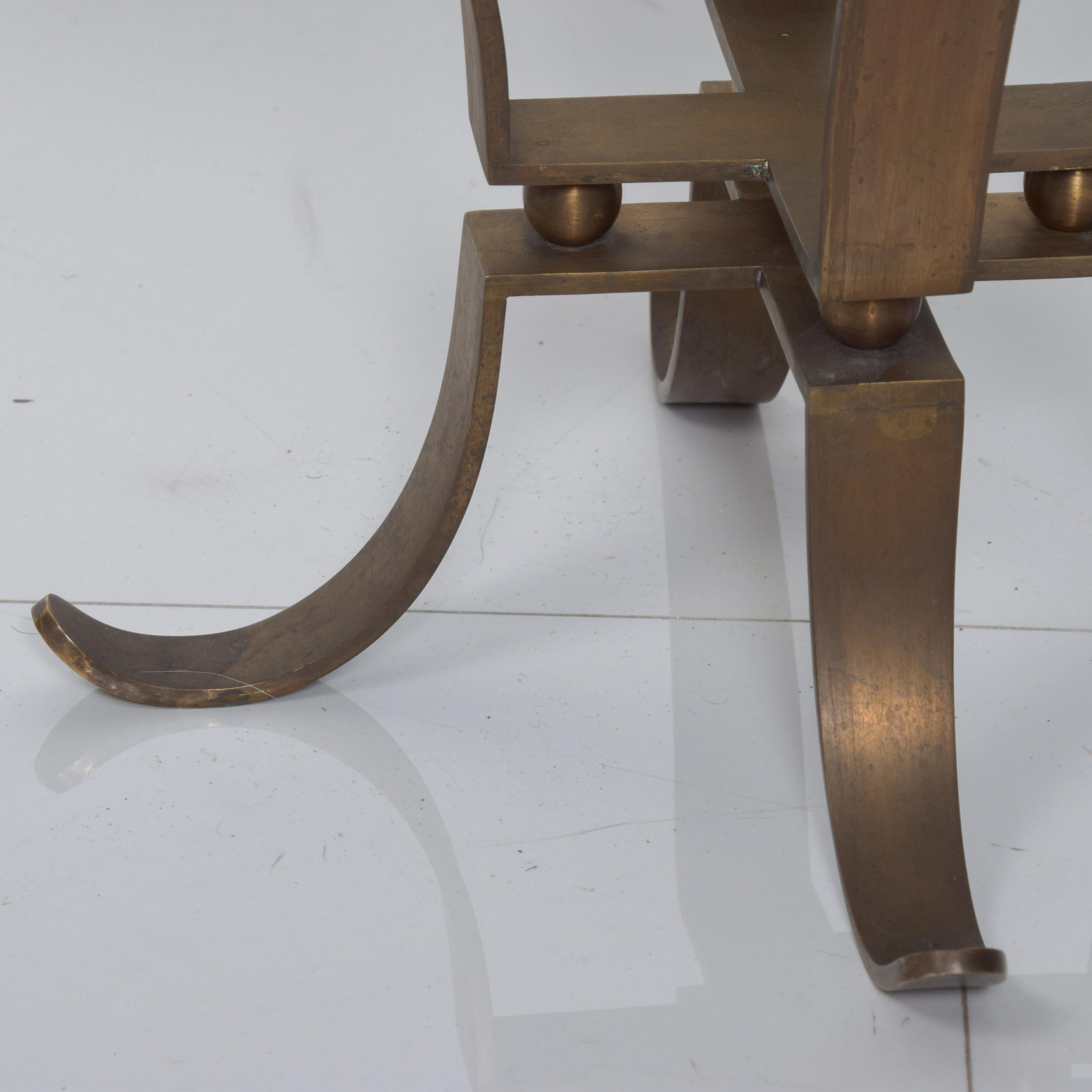 Arturo Pani Graceful Sculptural Side Table in Bronze Midcentury Mexico 1950s In Good Condition In Chula Vista, CA