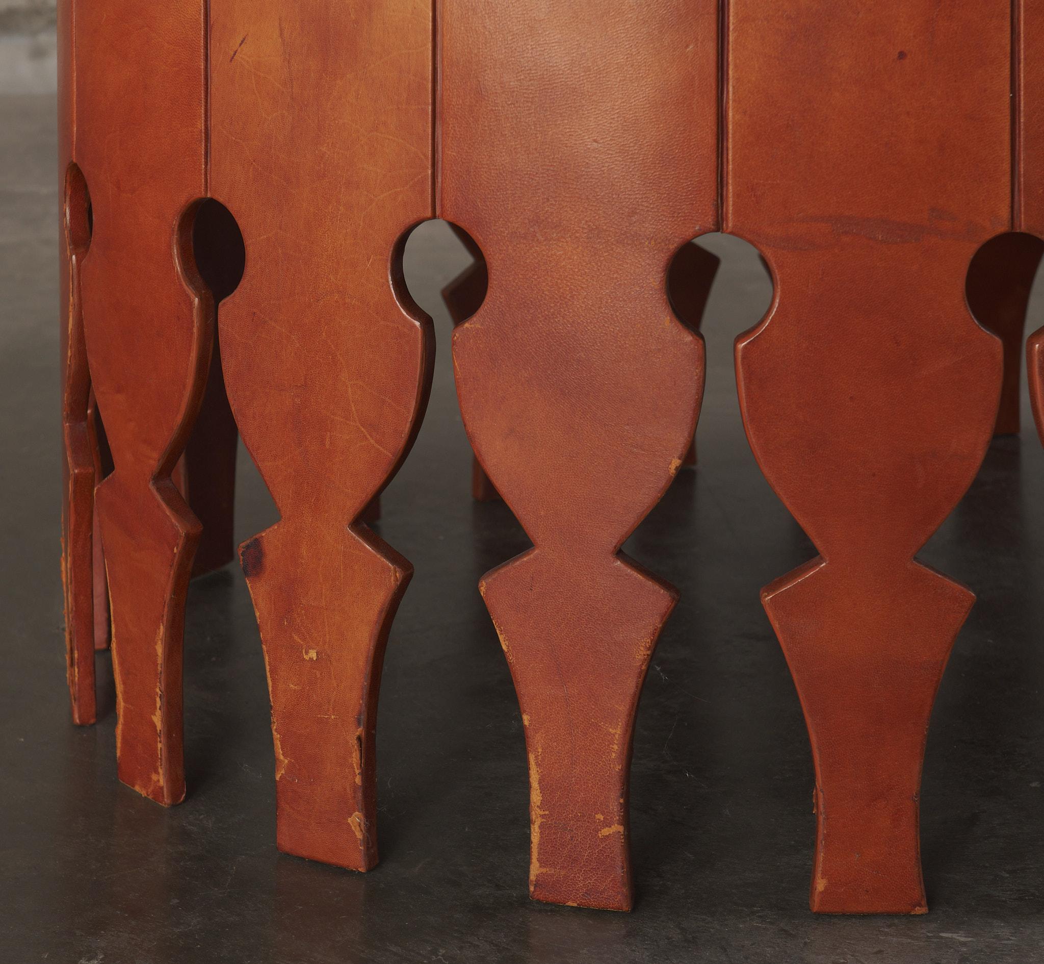 Table basse en laiton et cuir Arturo Pani, 1960 Bon état - En vente à Los Angeles, CA