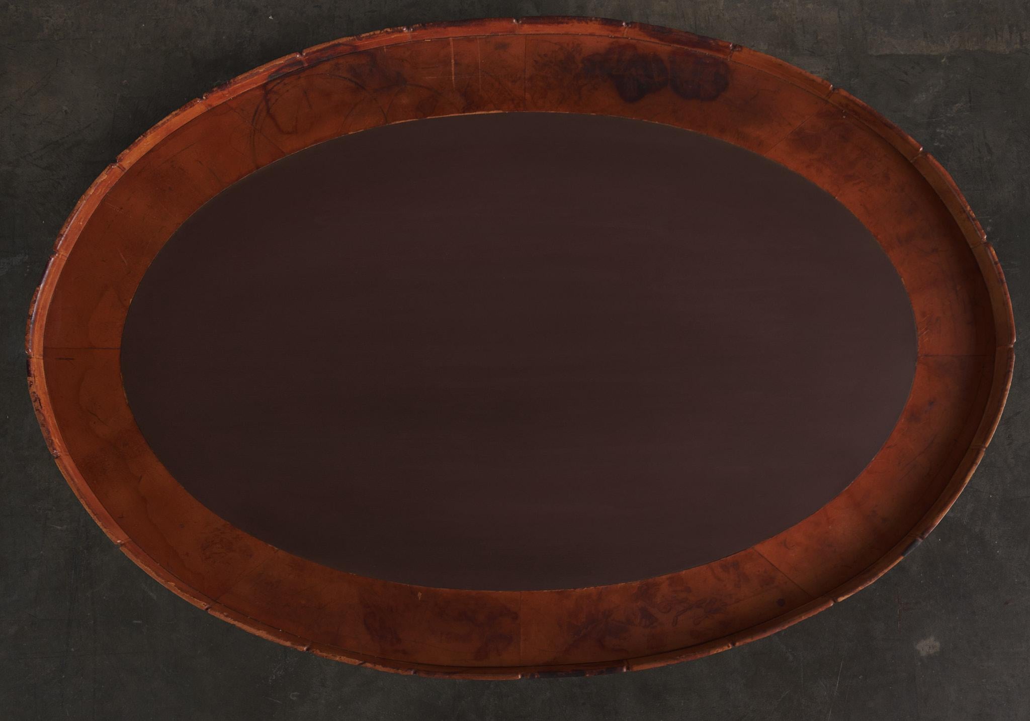 Milieu du XXe siècle Table basse en laiton et cuir Arturo Pani, 1960 en vente