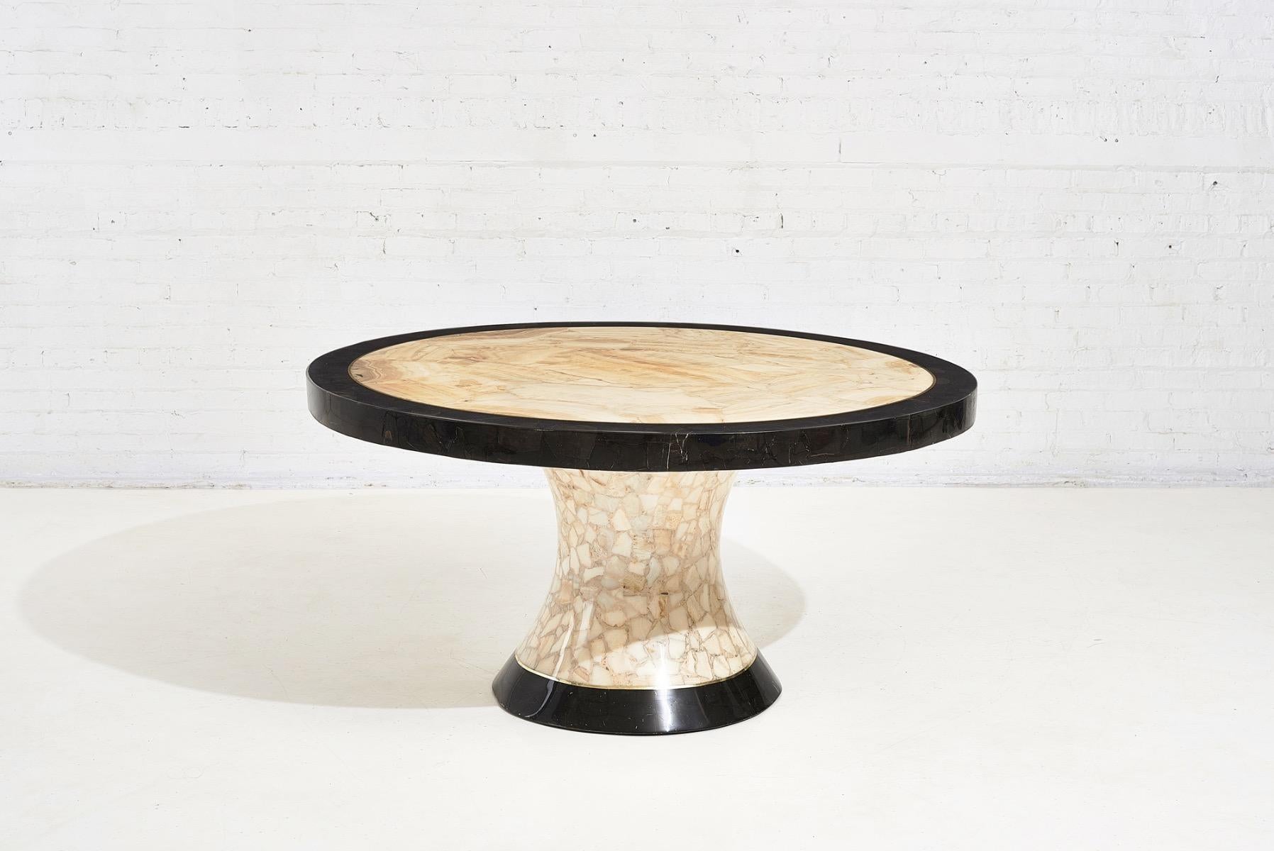 Arturo Pani onyx and marble dining table, Muller’s Mexico.
 