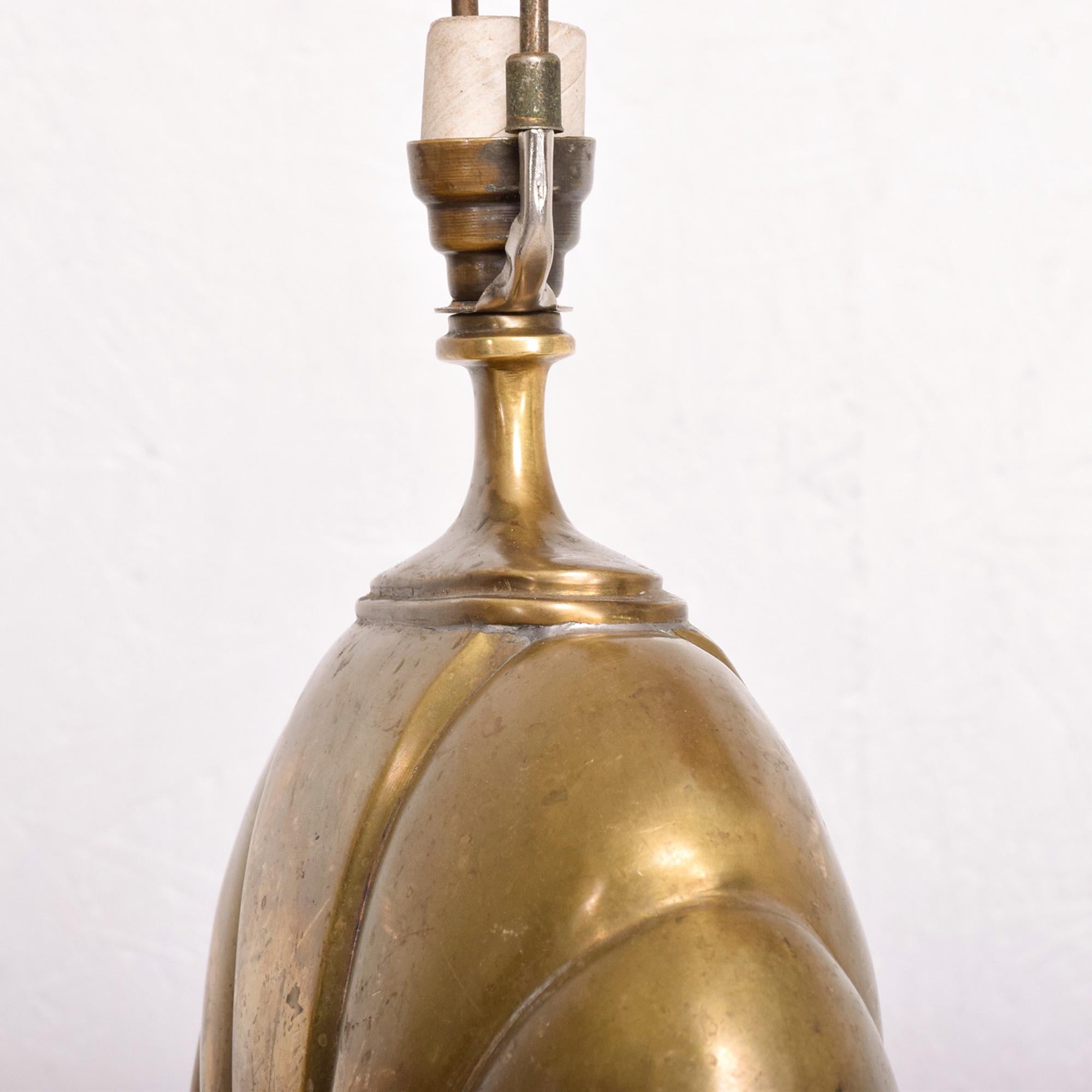 Arturo Pani Regency Seashell Cast Brass Table Lamp Mexico 1940s 4