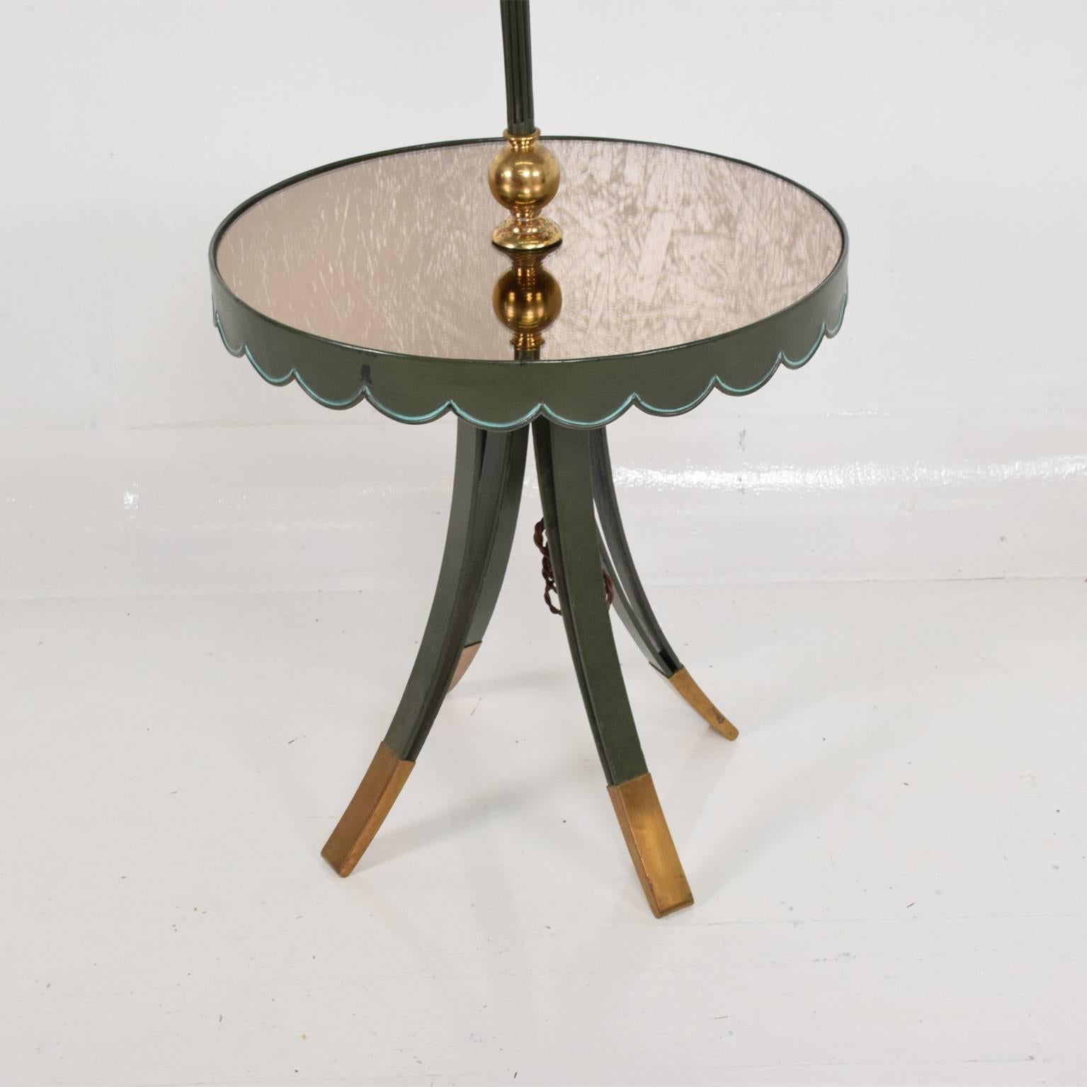 Arturo Pani Refined Elegance Floor Lamp with Scalloped Table Mexico City 1940s In Good Condition In Chula Vista, CA