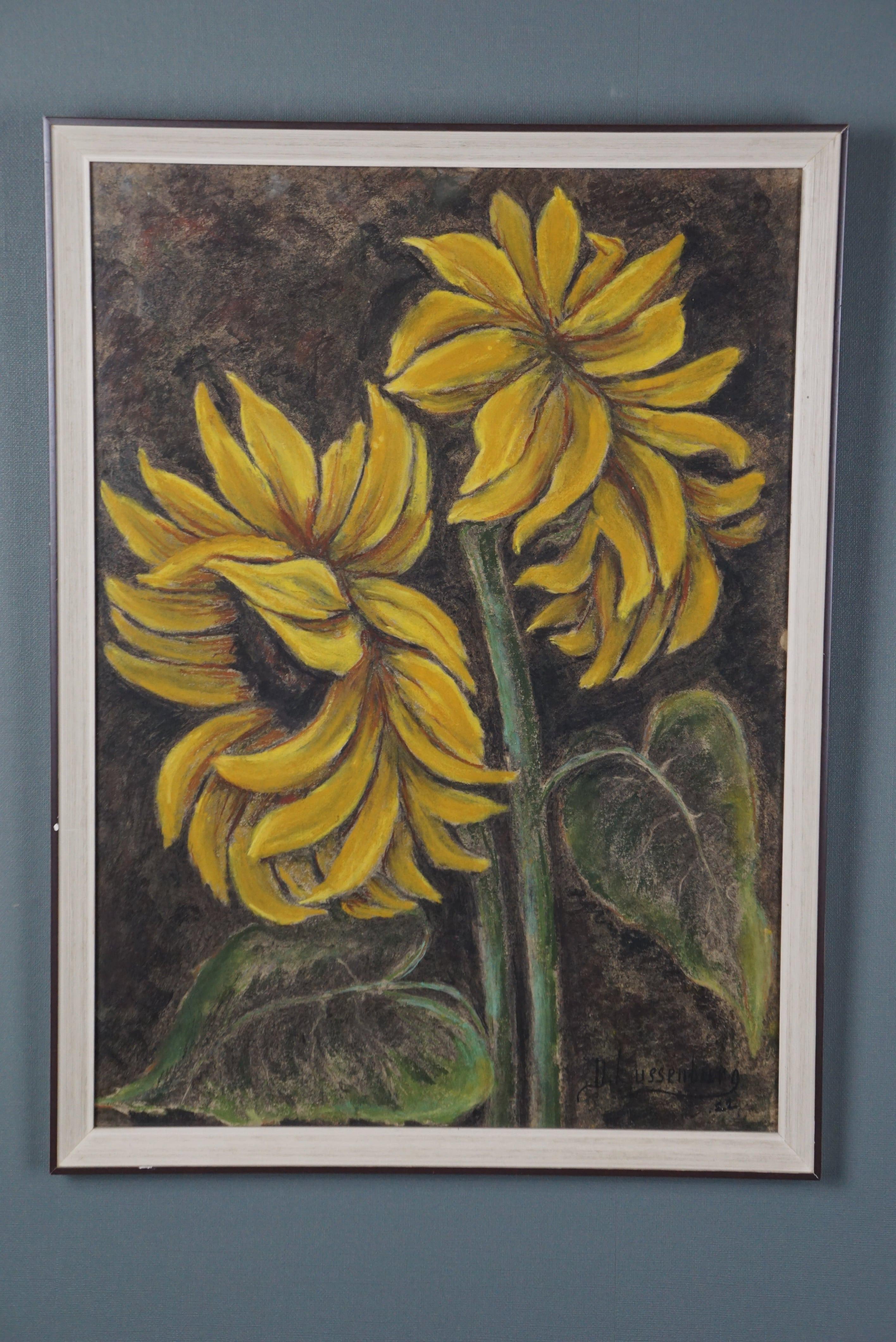 Offered this cheerful image of sunflowers.
With a visually appealing technique and clear lines, this is a chalk work of art that stands out. That is exactly why we purchased this warm, sunny image. The artwork is signed and in a matching