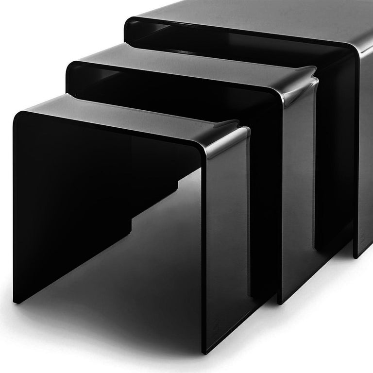 Arty Set of 3 Side Table For Sale at 1stDibs