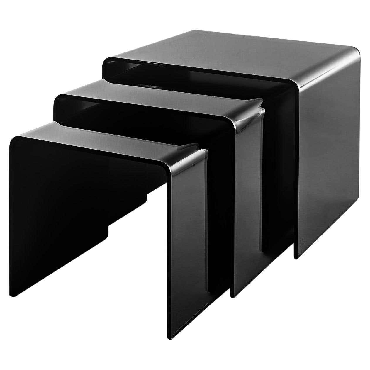 Three Sided Table Rounded Arty Set of 3 Side Table For Sale at 1stDibs