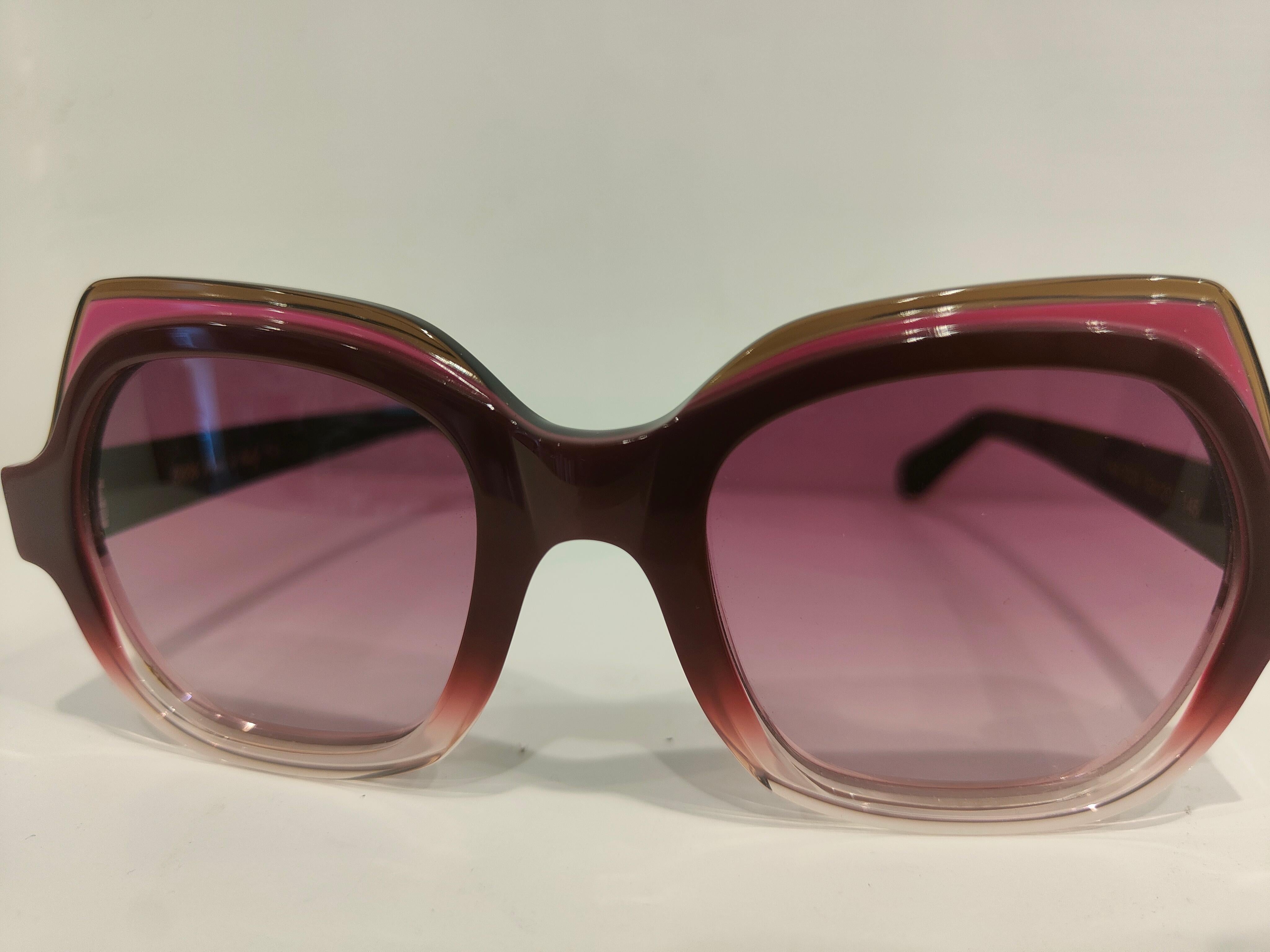 Marron Lunettes de soleil Aru Purple Pink NWOT en vente