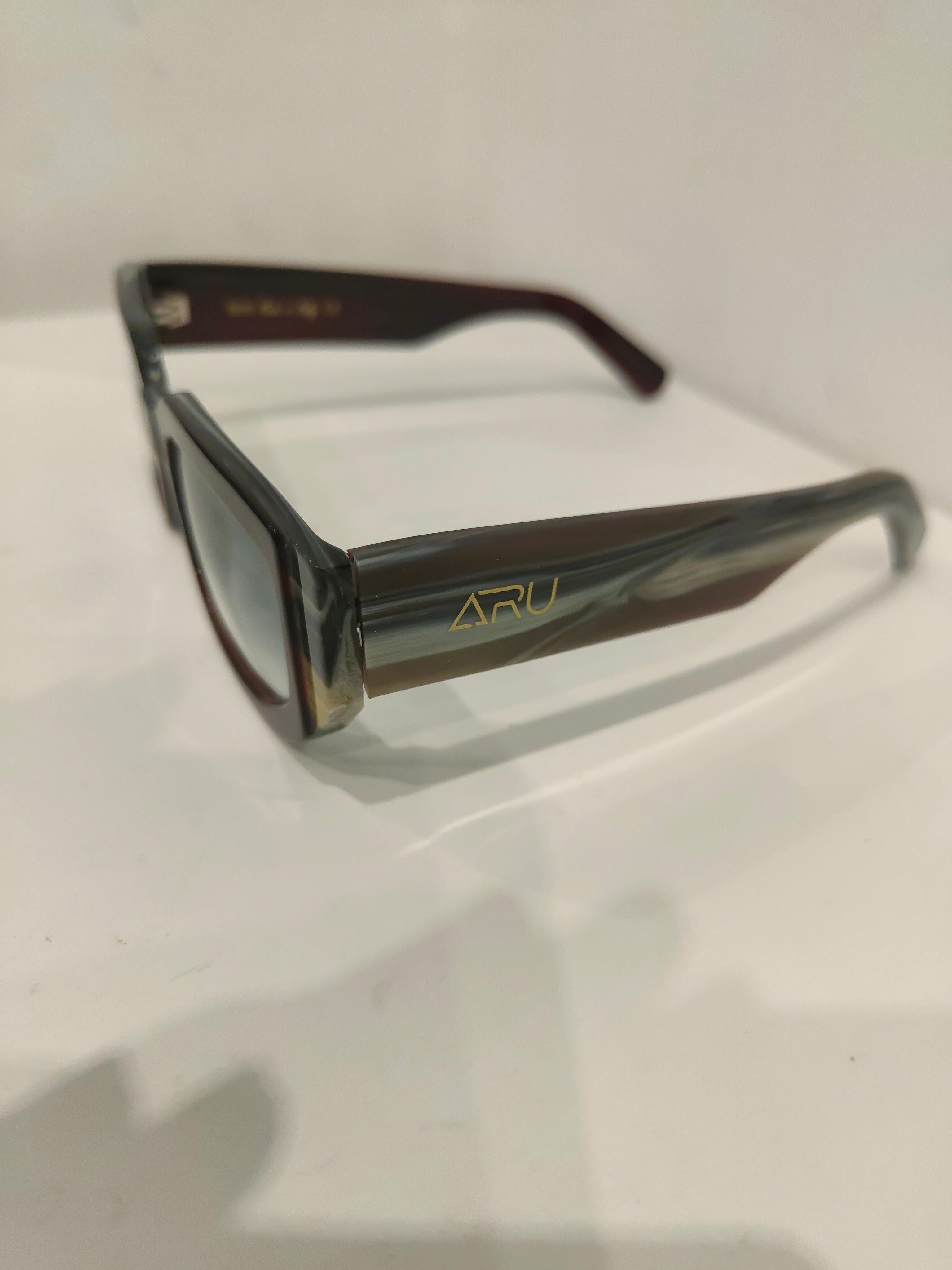 Aru Sunglasses NWOT In New Condition For Sale In Capri, IT