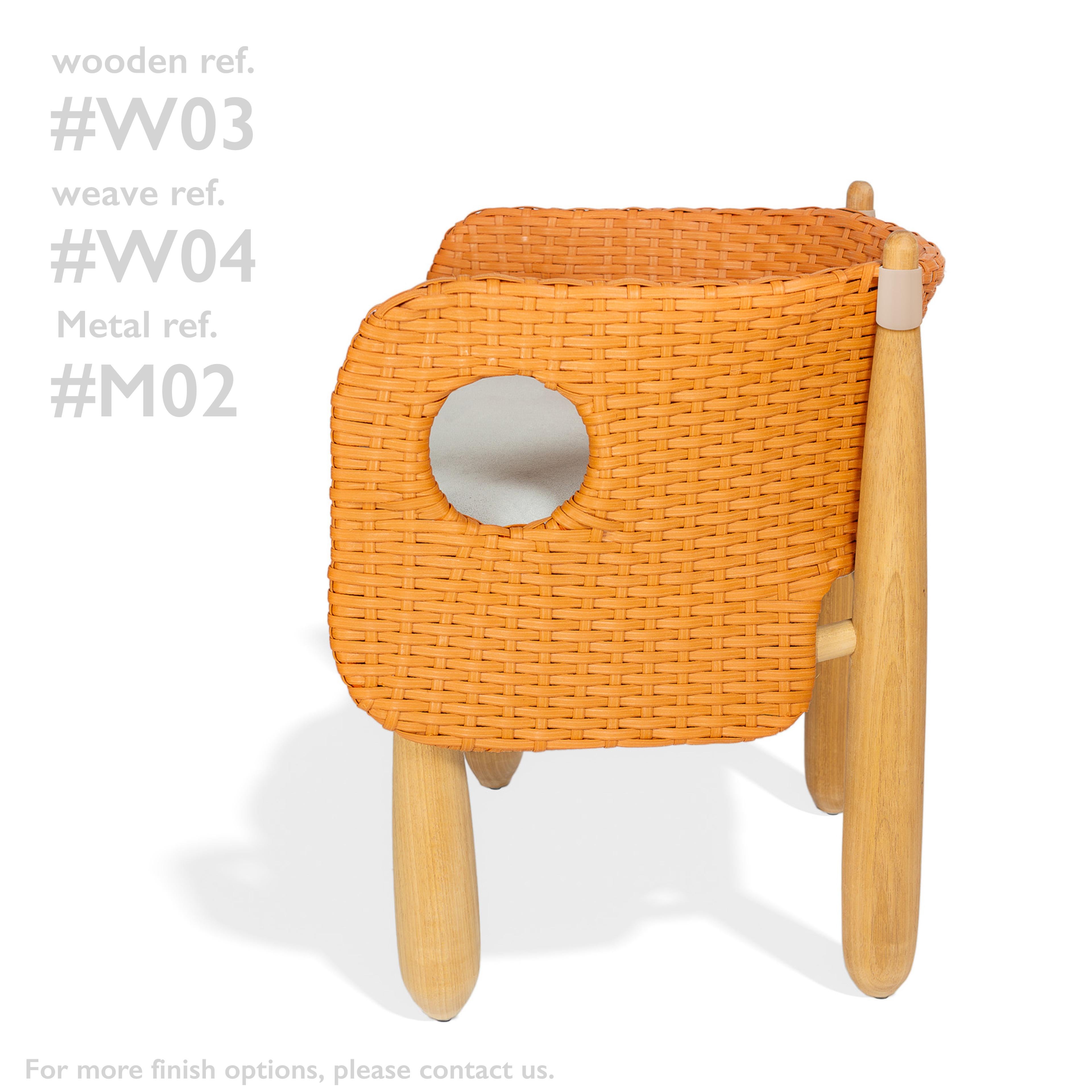 Aruanã Armchair indoor in Solid Wood, Artisanal Techniques Sustainable. For Sale 1