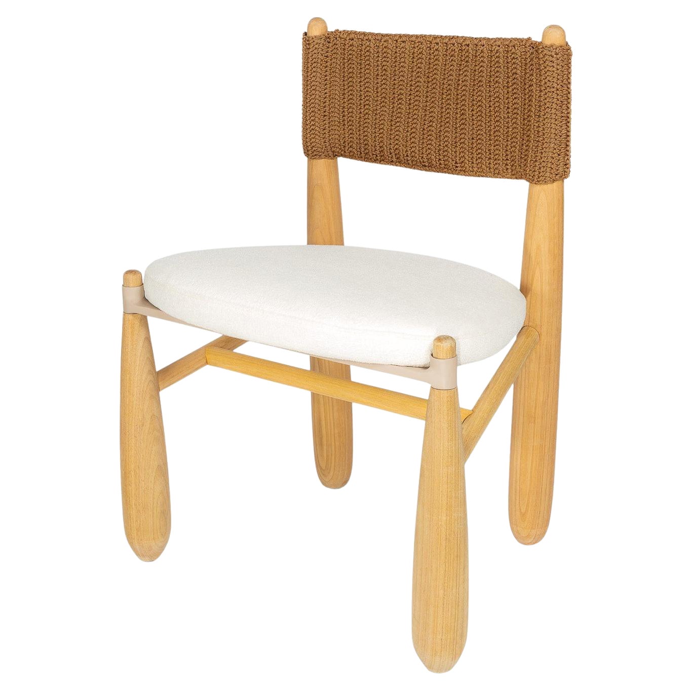 Chaise d'intérieur Aruanã en Solid Wood, techniques durables.