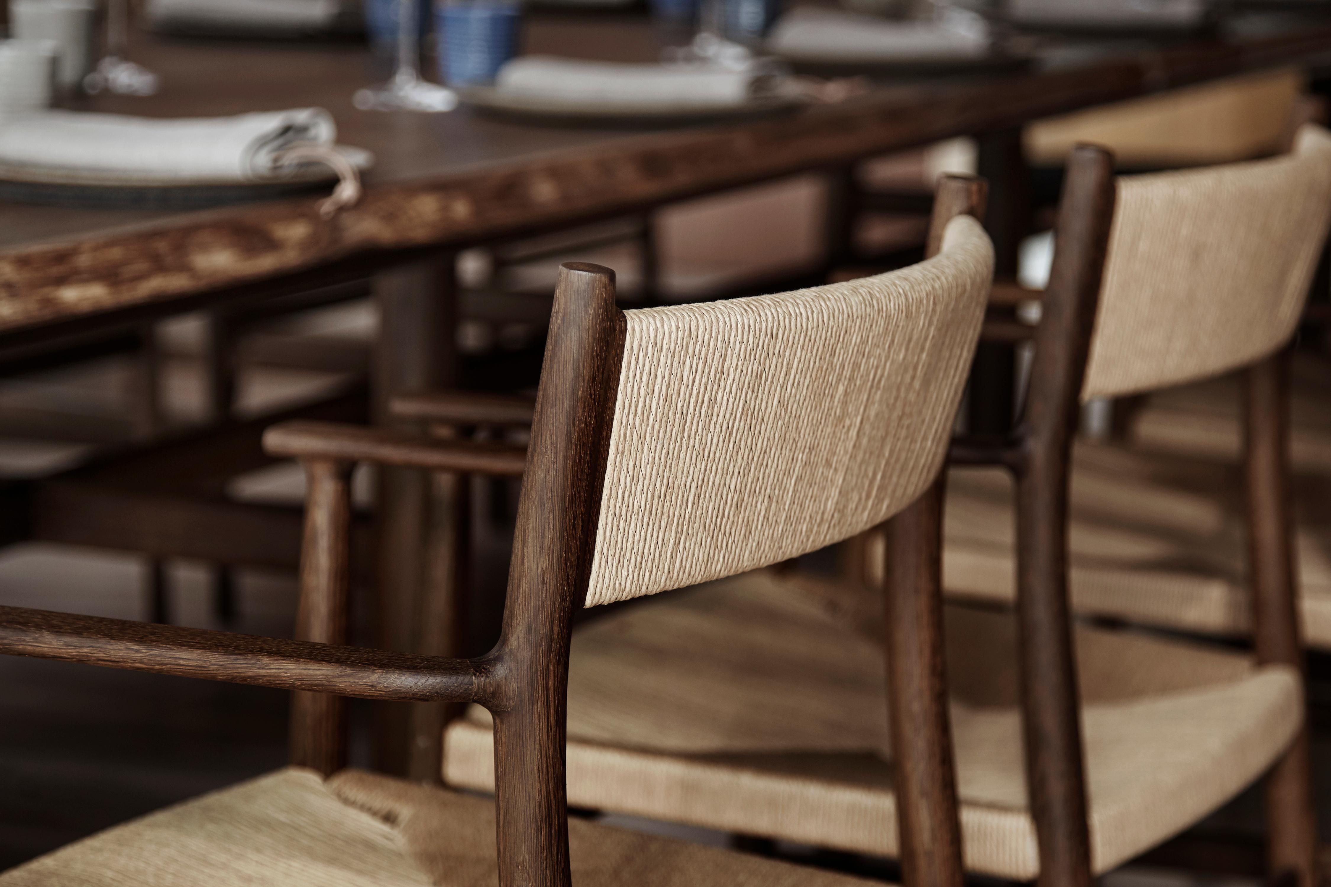 Poltrona da pranzo ARV - Oak fumé oliato e corda di carta di David Thulstrup in vendita 1