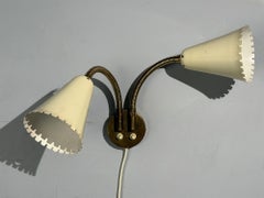 Arvid Böhlmarks, Applique réglable, laiton, métal laqué, Suède, années 1940