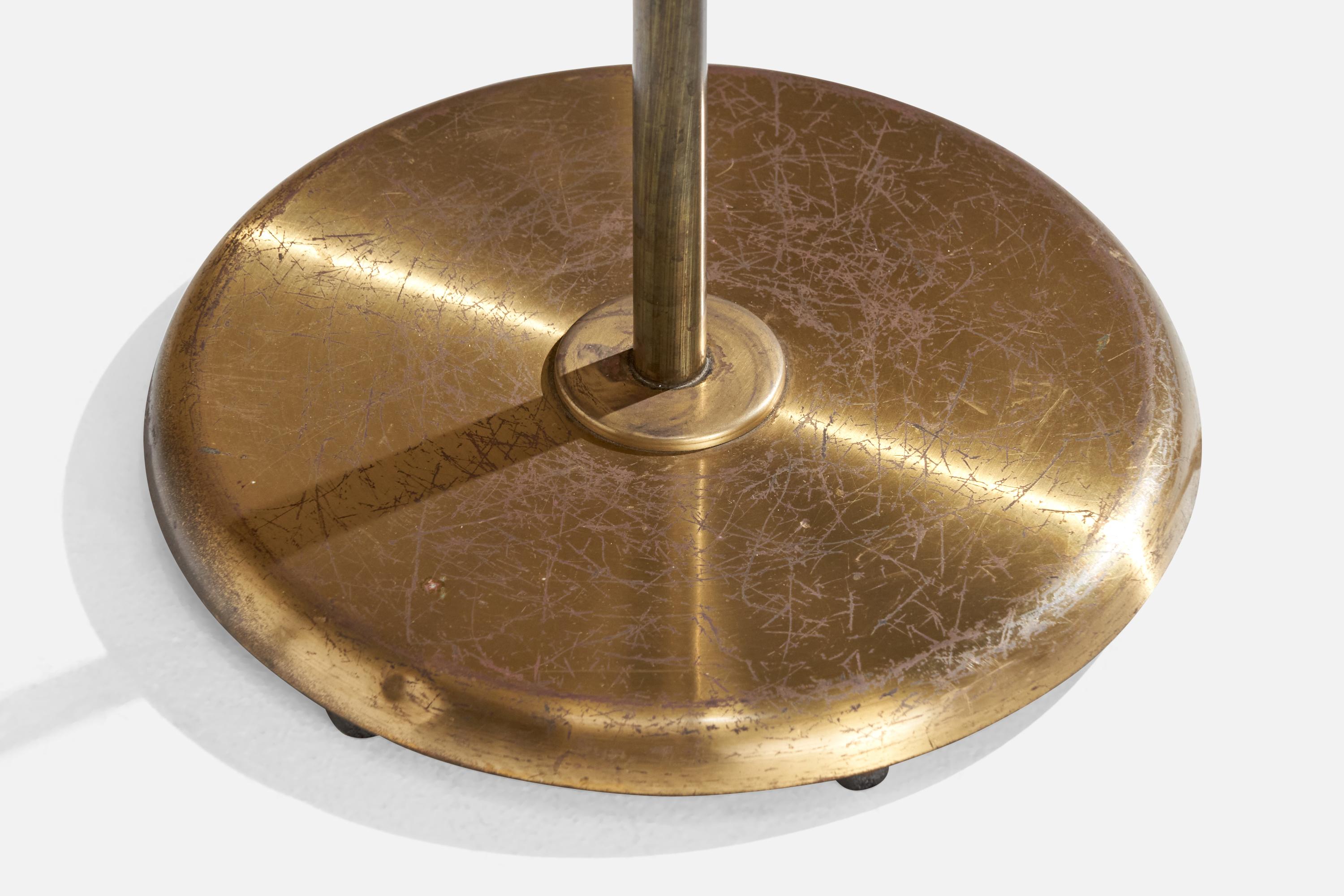Arvid Böhlmarks Lampfabrik, lampadaire, laiton, tissu, Suède, années 1930 en vente 1