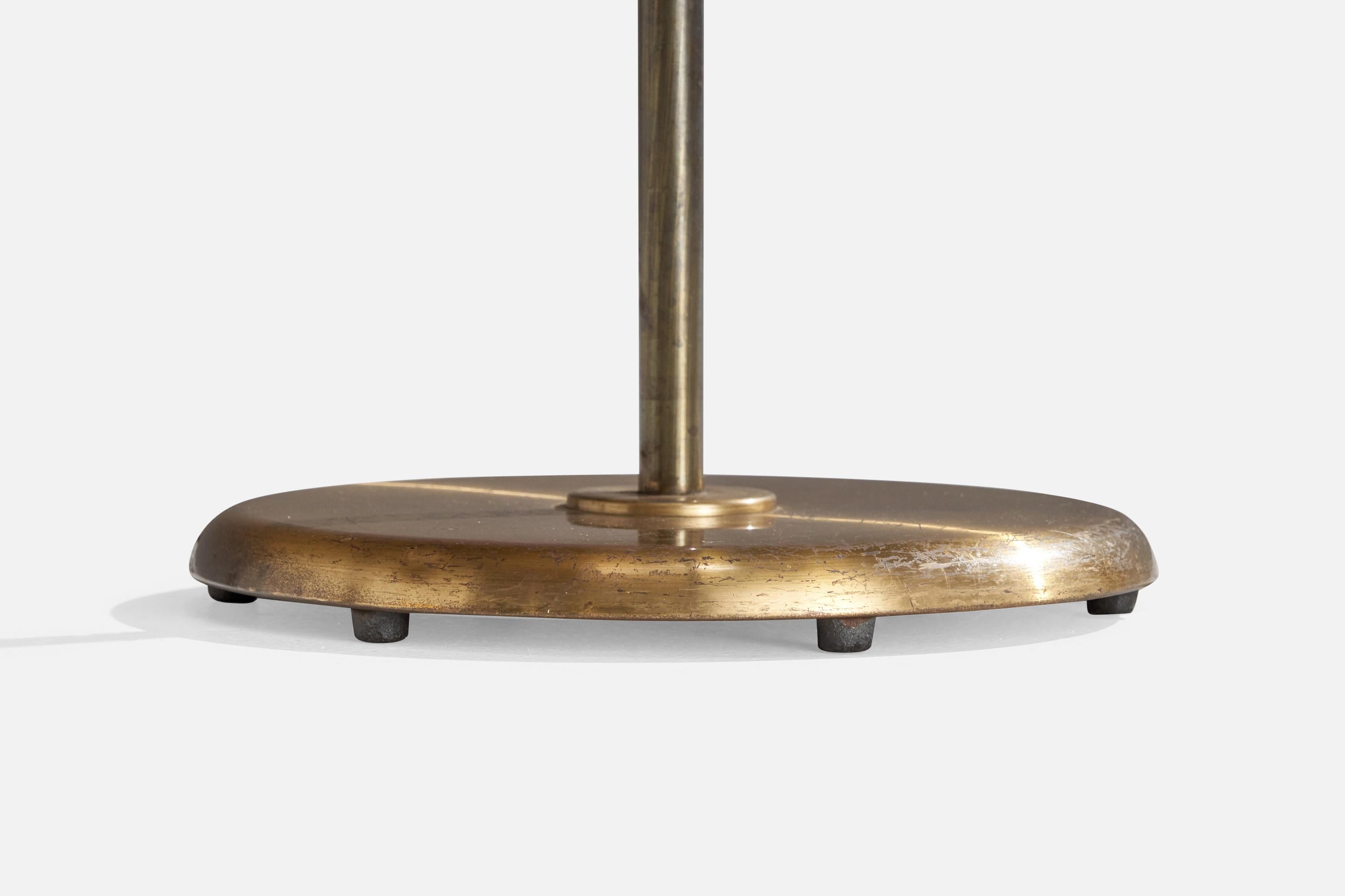 Arvid Böhlmarks Lampfabrik, lampadaire, laiton, tissu, Suède, années 1930 en vente 2