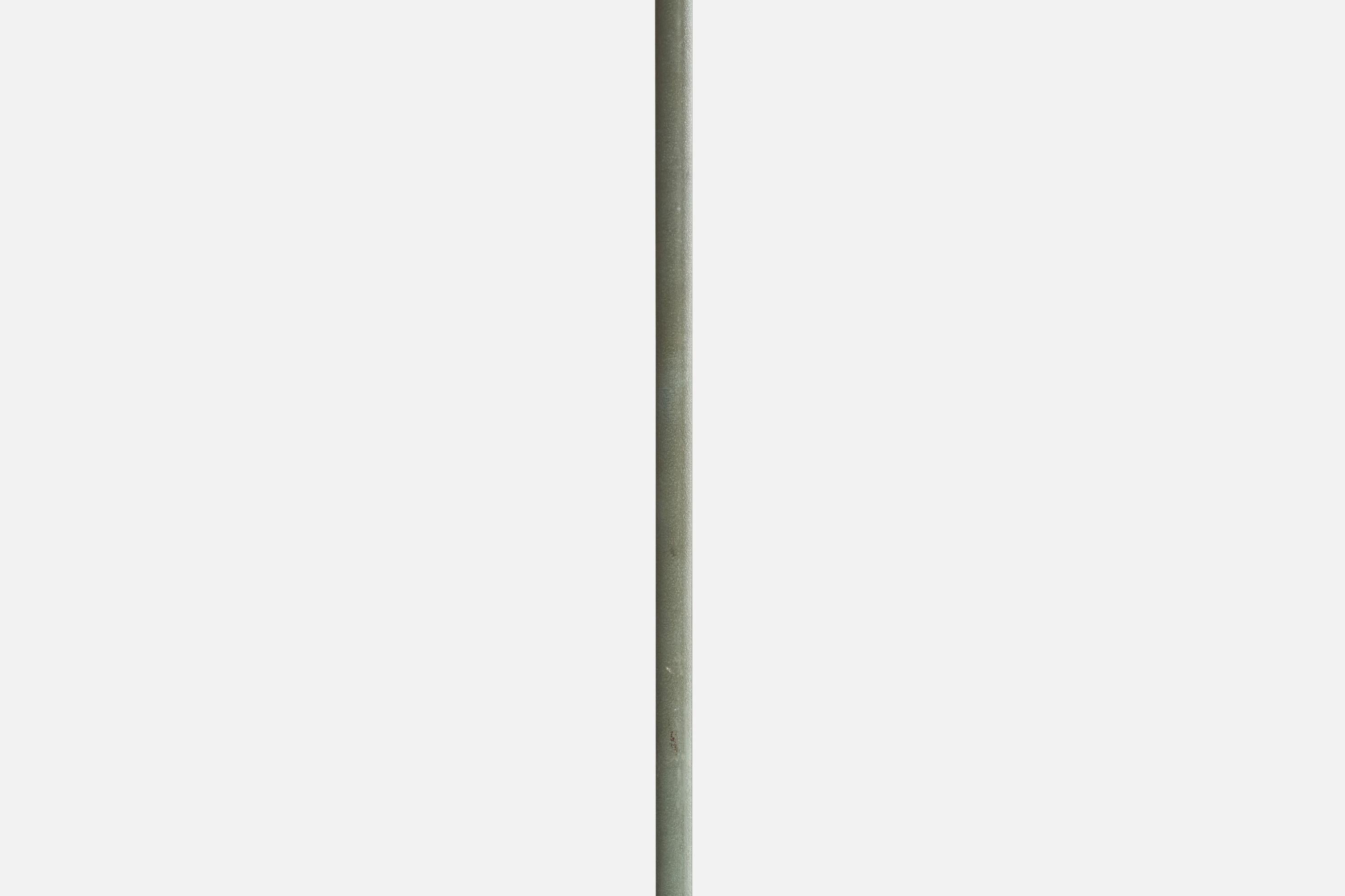 Suédois Arvid Böhlmarks Lampfabrik, lampadaire, métal, laiton, fer, Suède, années 1950 en vente