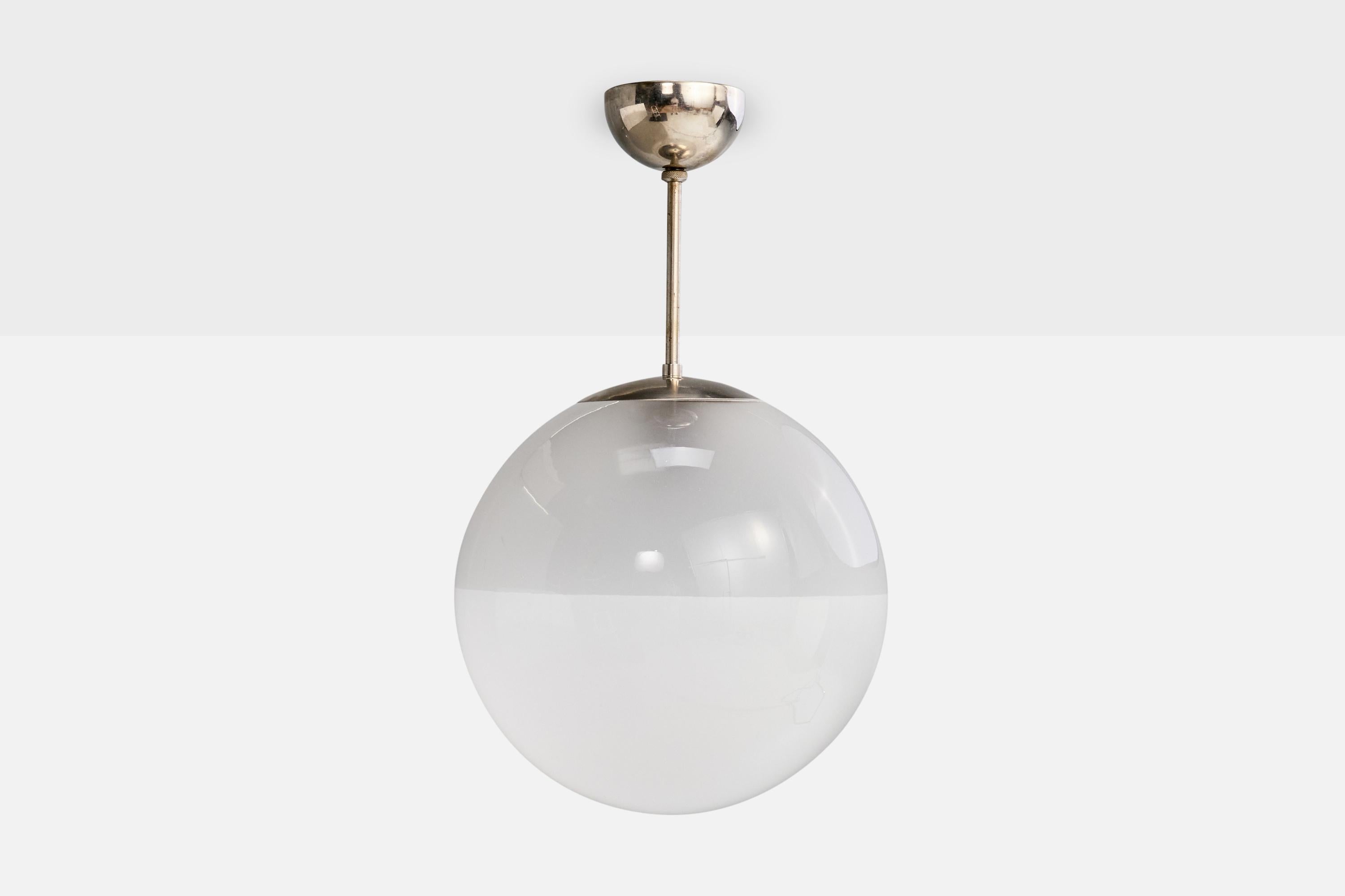 Scandinavo moderno Arvid Böhlmarks Lampfabrik, Lampada a sospensione, Cromo, Vetro, Svezia, anni '30 in vendita