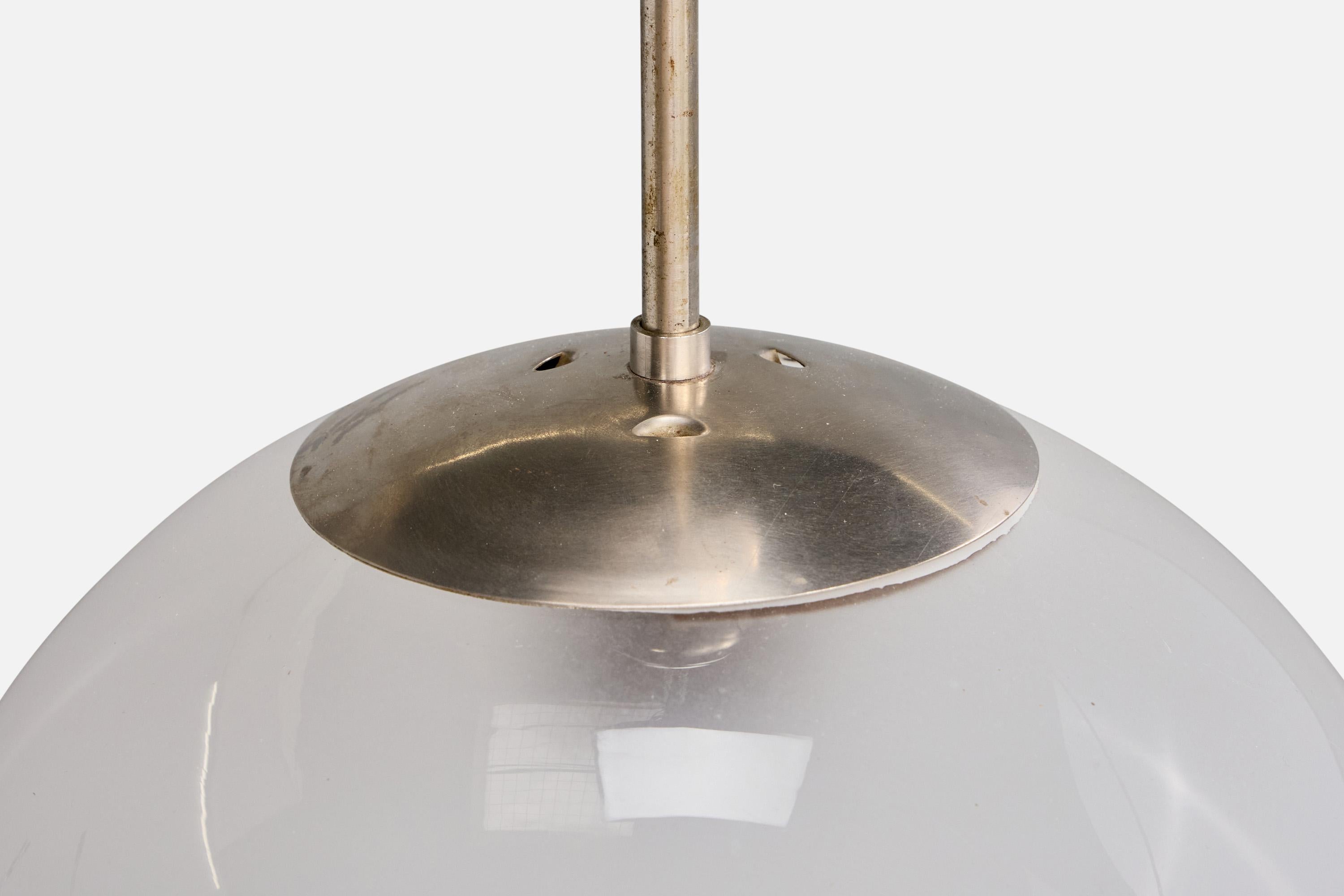 Metà XX secolo Arvid Böhlmarks Lampfabrik, Lampada a sospensione, Cromo, Vetro, Svezia, anni '30 in vendita