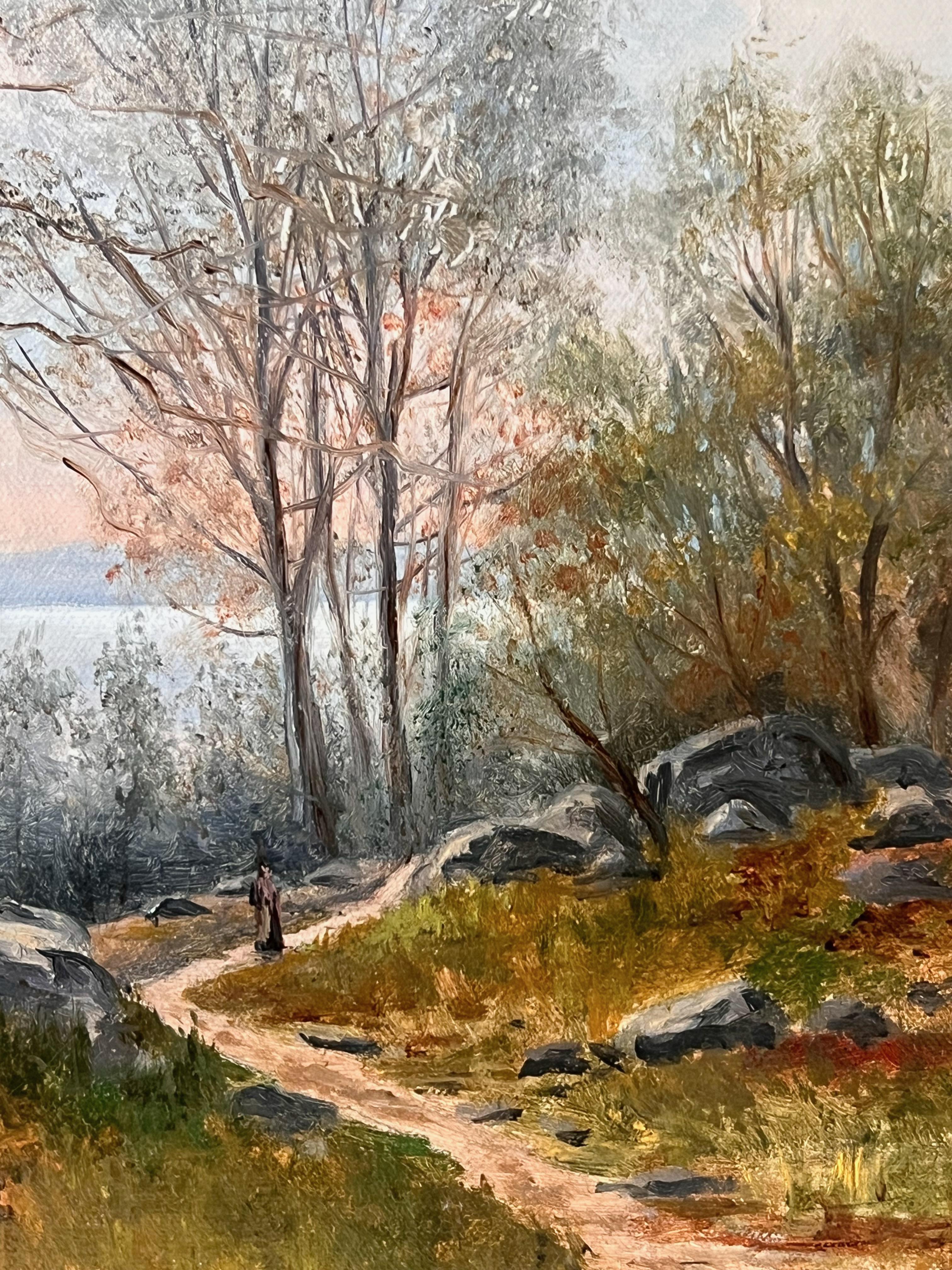 Herbstlandschaft mit See und Frau, die auf einem Waldweg spazieren geht - Öl aus dem 19. (Braun), Landscape Painting, von Arvid Mauritz Lindström