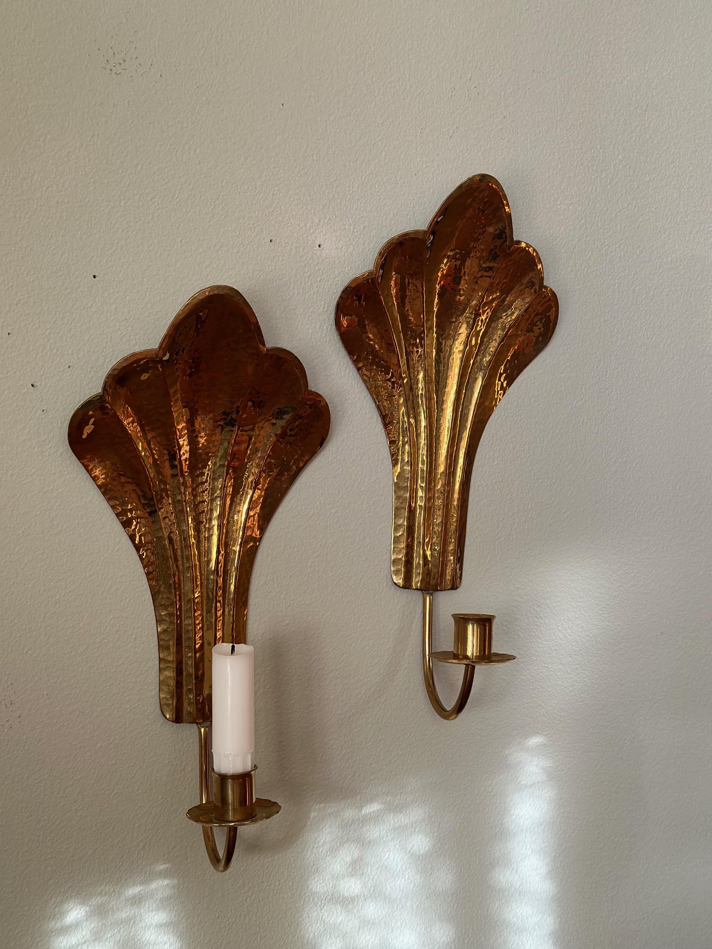 Art Déco Coppia di candelieri da parete in ottone Arvika, anni '60. in vendita