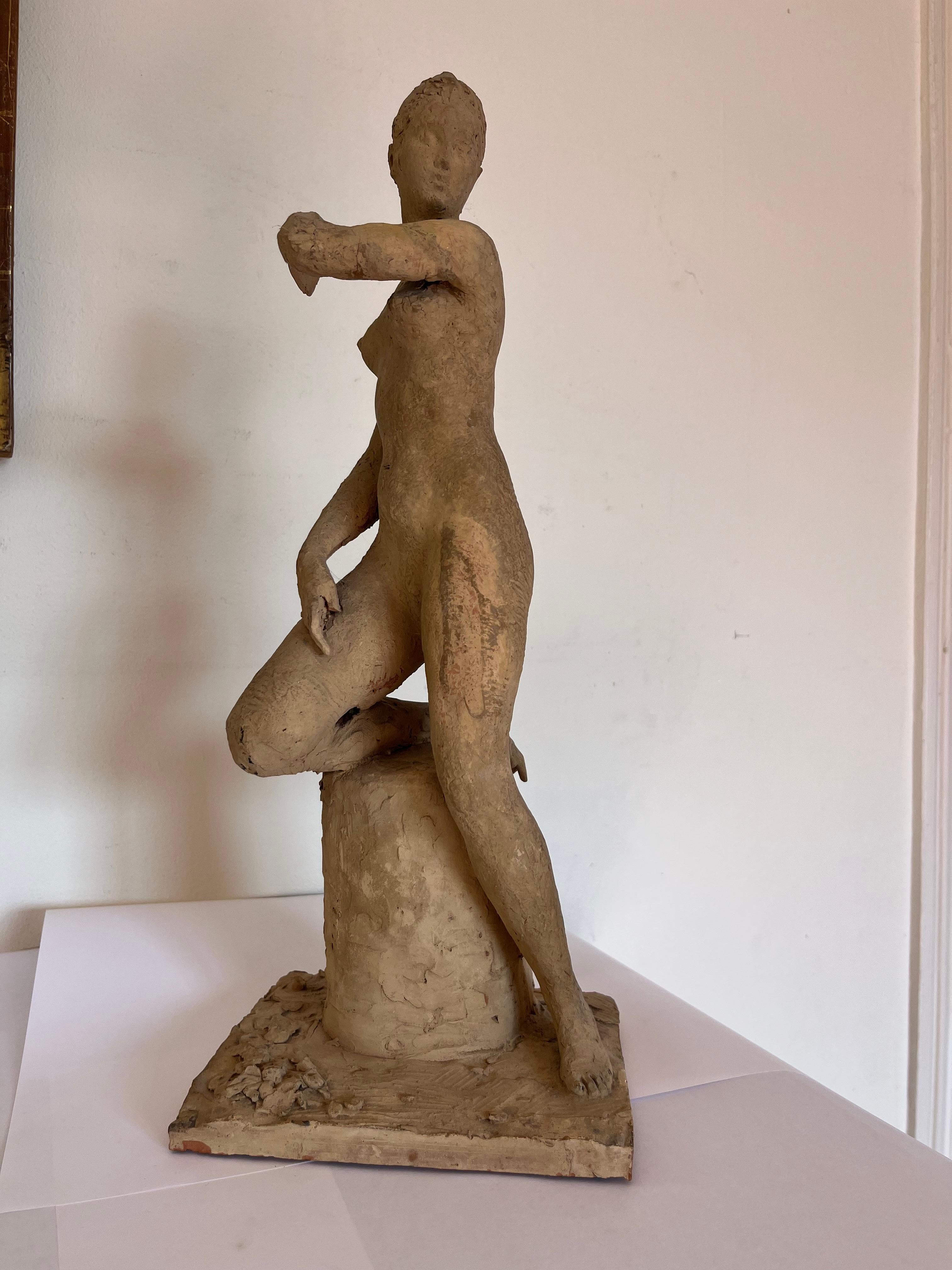 Ary Bitter  Original Signé et daté d'août 1957 Femme nue en terre cuite  Sculpture  en vente 4