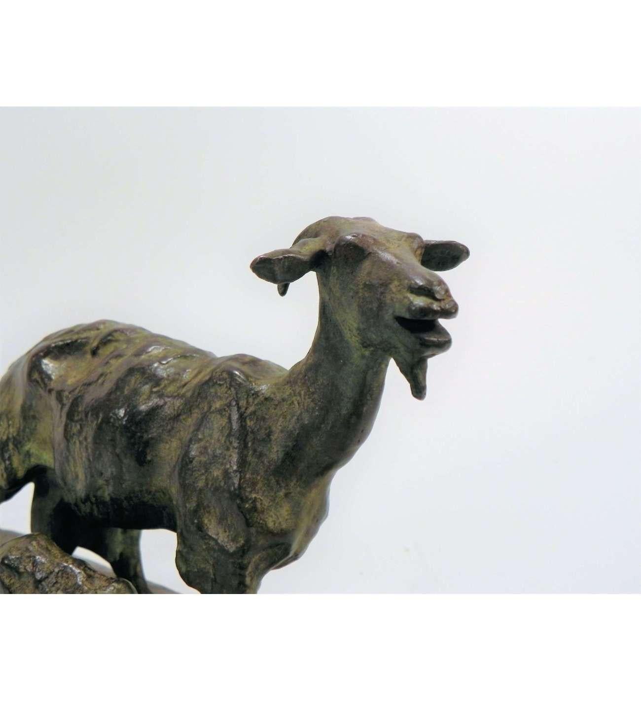 Bronze Goat Statue with her kids by Ary Bitter - (1883-1973) For Sale 3