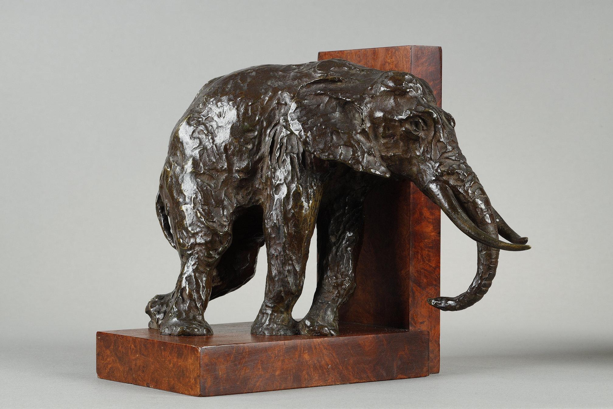 Pair of bookends with Elephants - Art Deco Sculpture by Ary Bitter