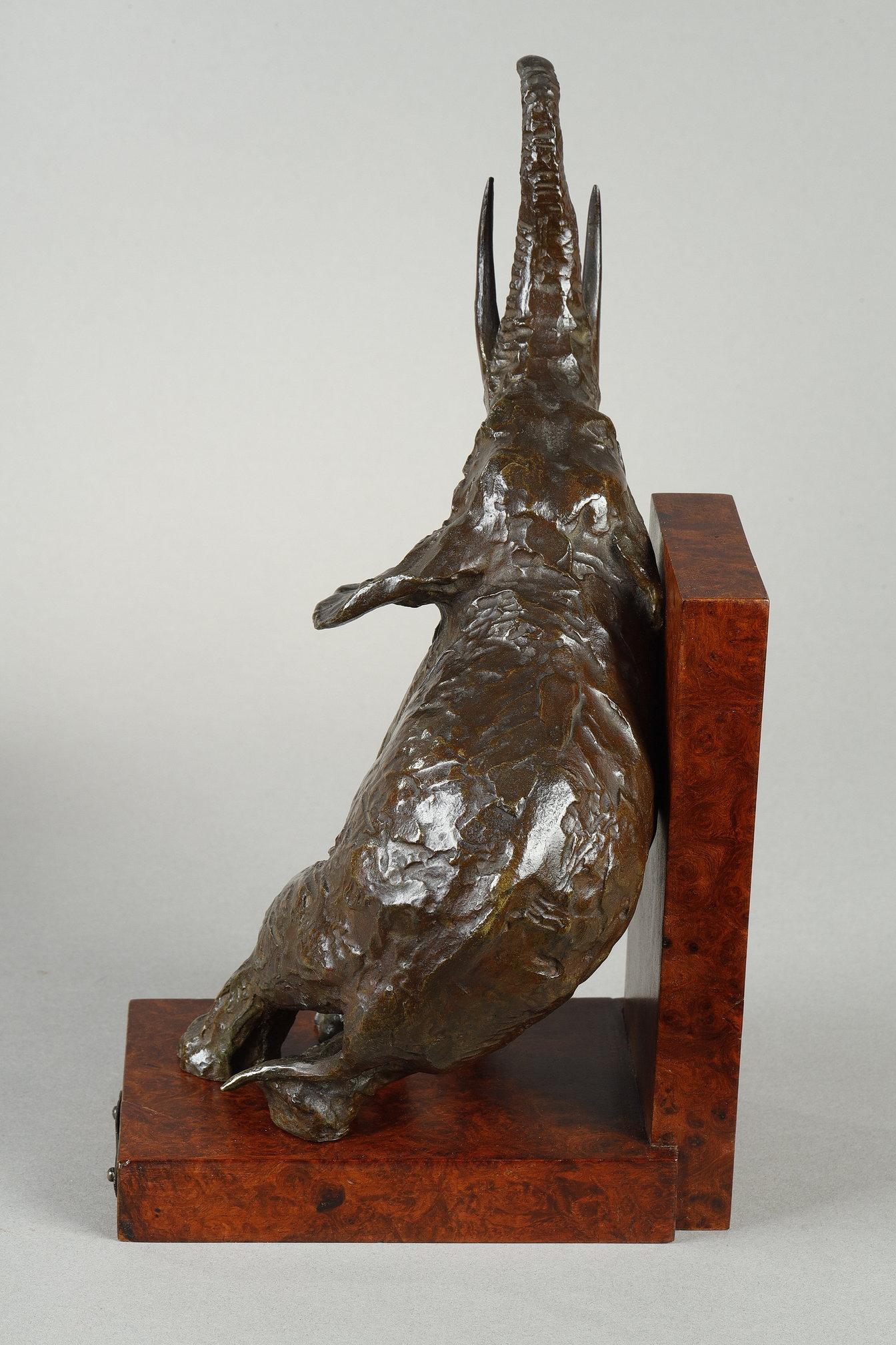Pair of bookends with Elephants For Sale 3