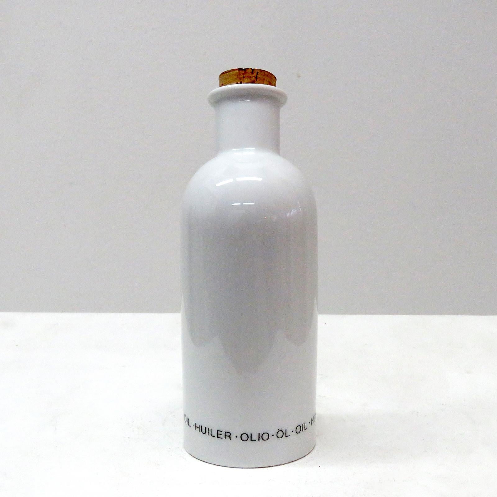 Arzberg Oil and Vinegar Serving Bottles, 1980 In Good Condition For Sale In Los Angeles, CA