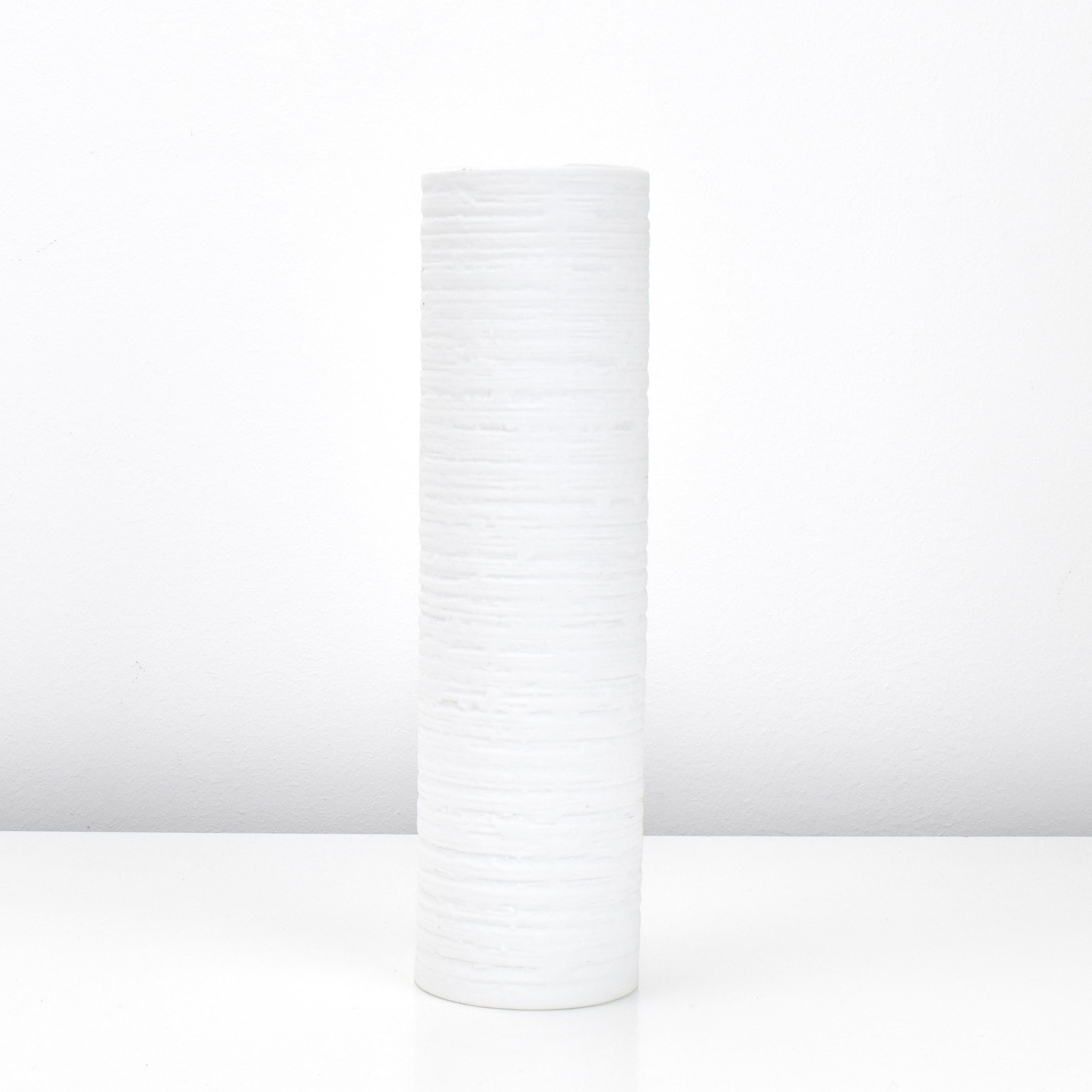 German Arzberg Op Art White Bisque Porcelain Vase Concrete Pattern Surface For Sale