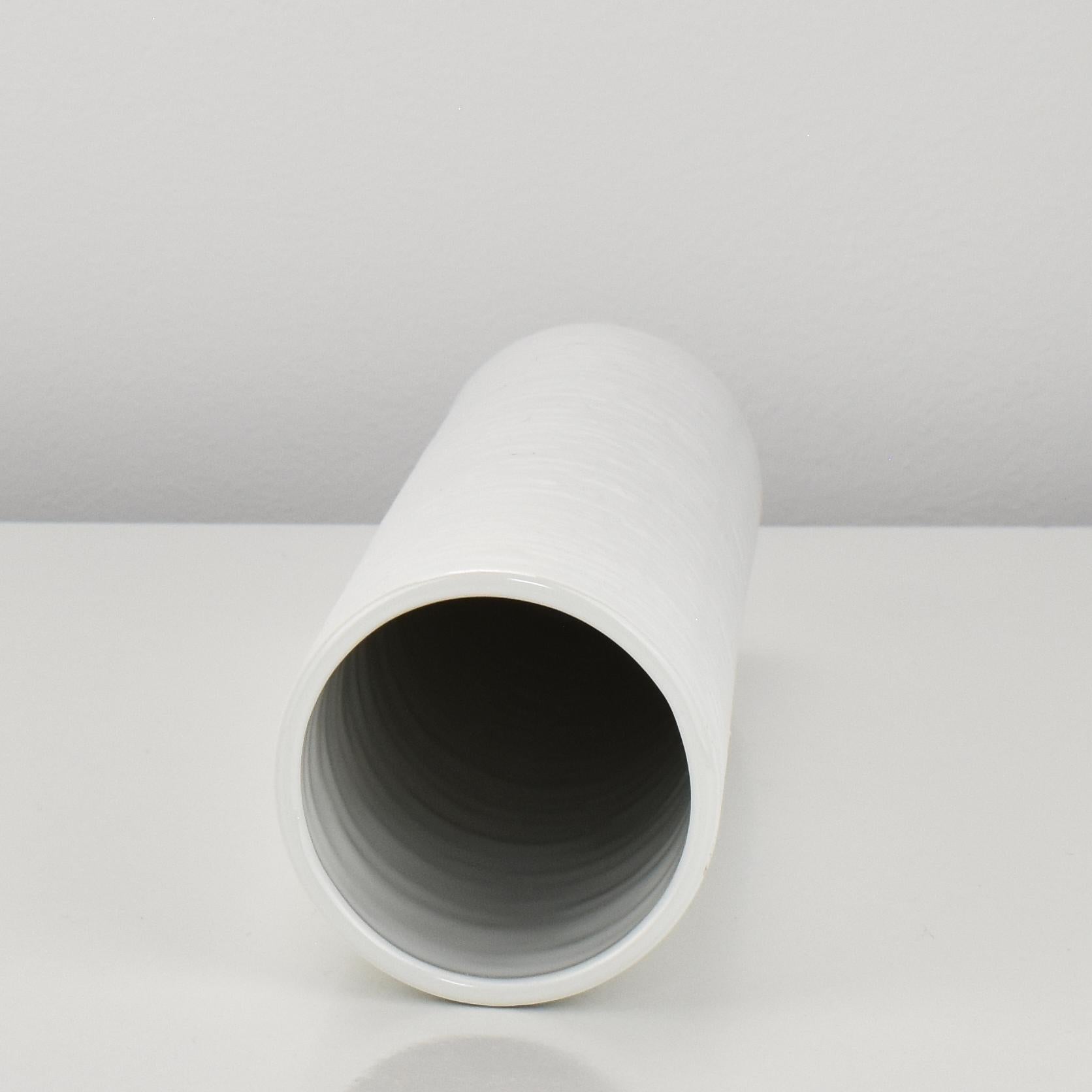 20th Century Arzberg Op Art White Bisque Porcelain Vase Concrete Pattern Surface For Sale