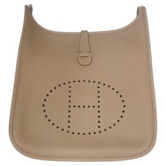 As new Hermès Evelyne Poche III 29