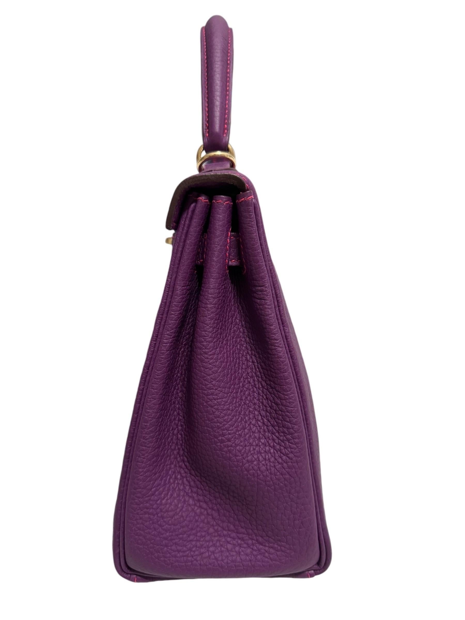 As New RARE  Hermes Kelly 25 Special Order 1 of 1 Anemone Togo Leather In New Condition For Sale In Miami, FL