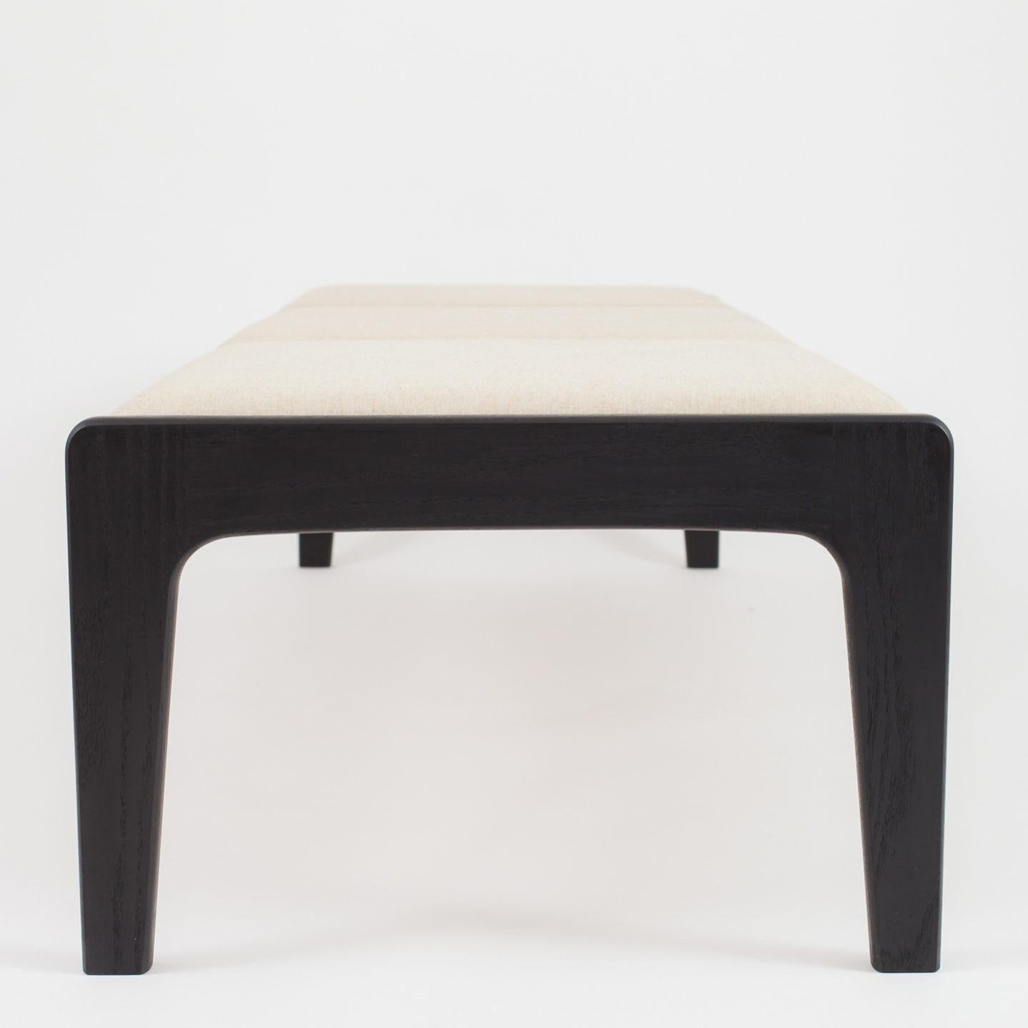 La panca Lapwing è versatile ed elegante. Ha trovato posto in musei, uffici e case. 

Sono disponibili taglie personalizzate. COM Benvenuto.
Qualsiasi personalizzazione è soggetta a variazioni di prezzo.