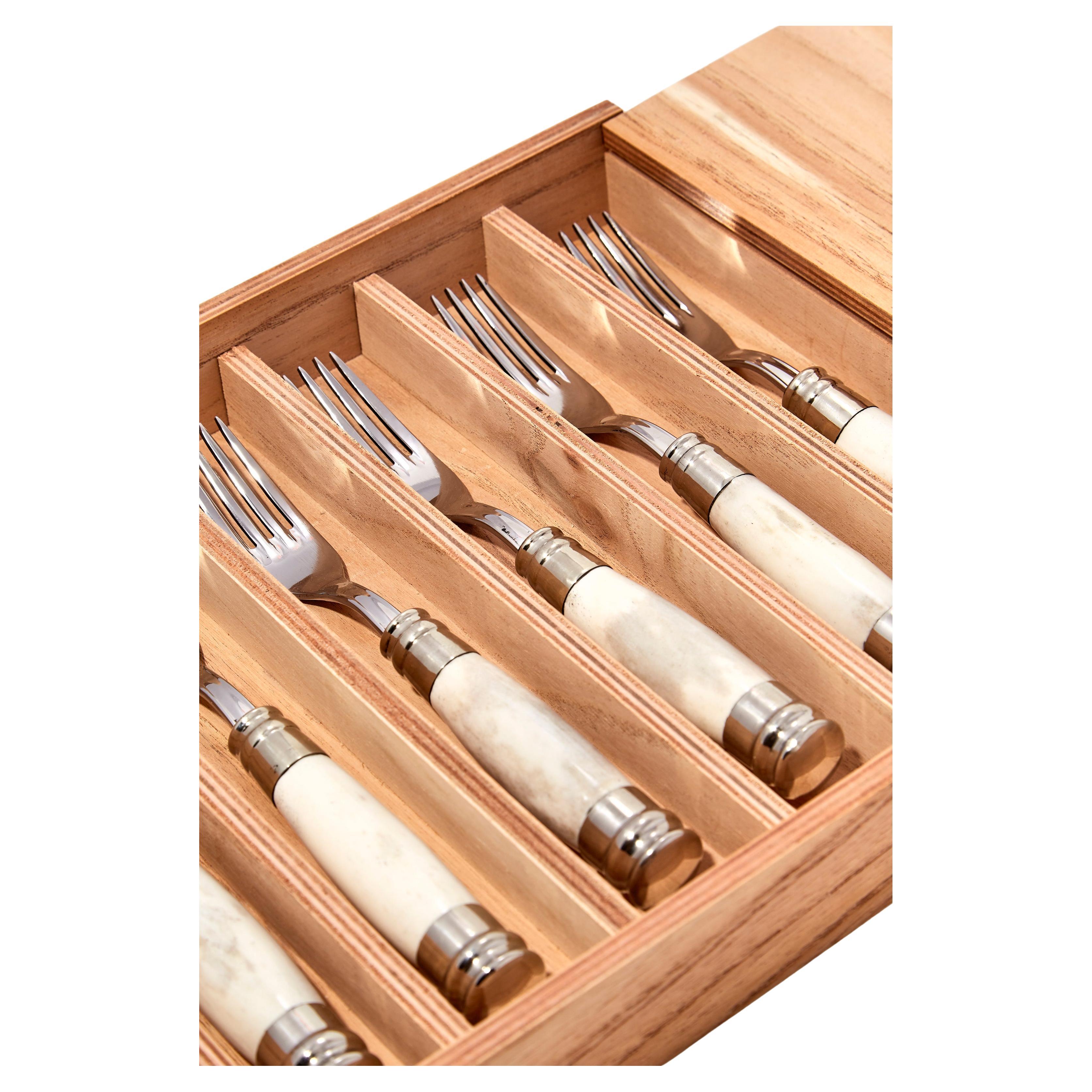 Handcrafted ASADO Fork Set by AIREDELSUR, Horn & Metal, Argentina For Sale