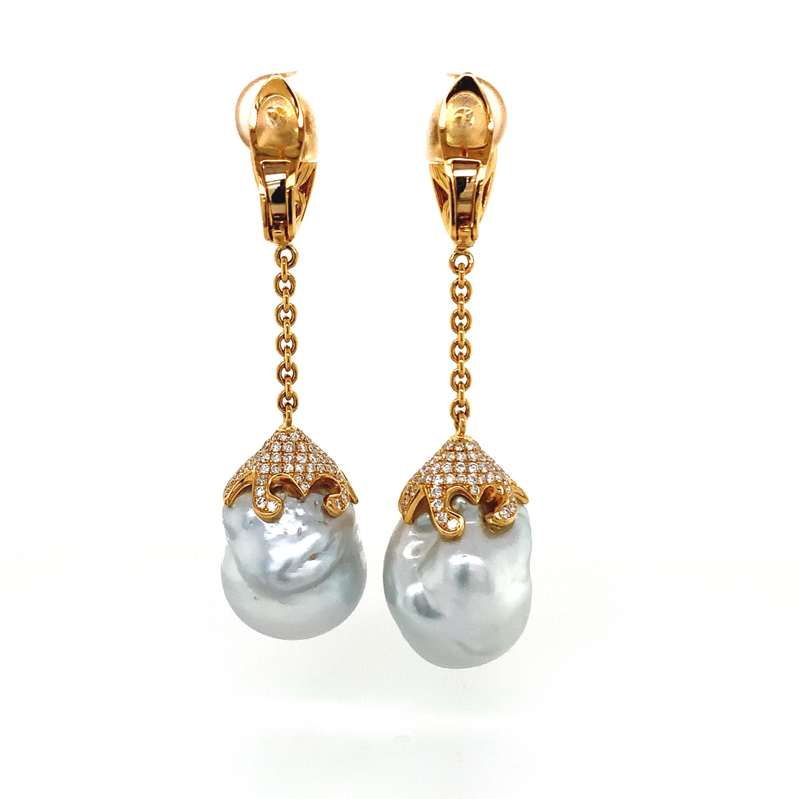 ASBA Collection 18kt Yellow Gold White South Sea Baroque Pearl and Pavé Set Diam In New Condition For Sale In Los Gatos, CA