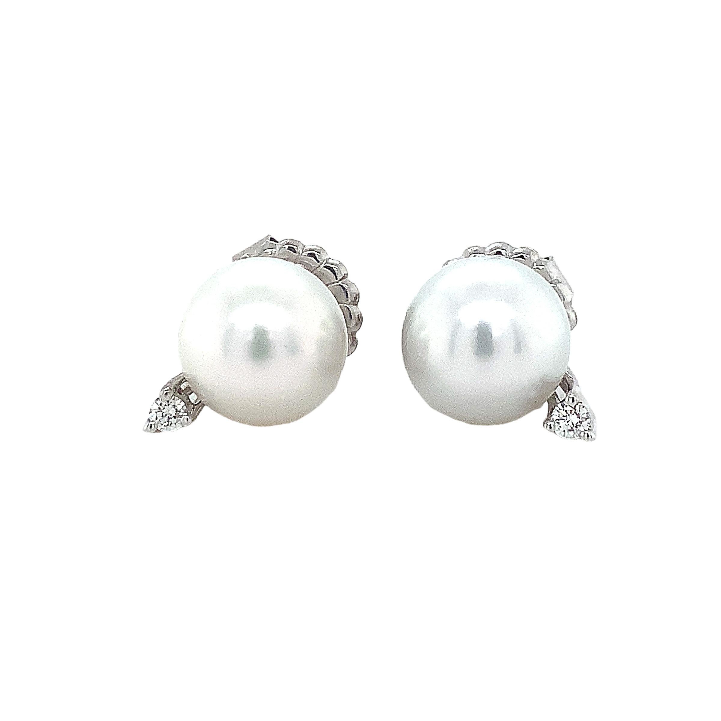 Moderne Collection ASBA - Boucles d'oreilles avec perles des mers du Sud et diamants en or blanc 14K en vente