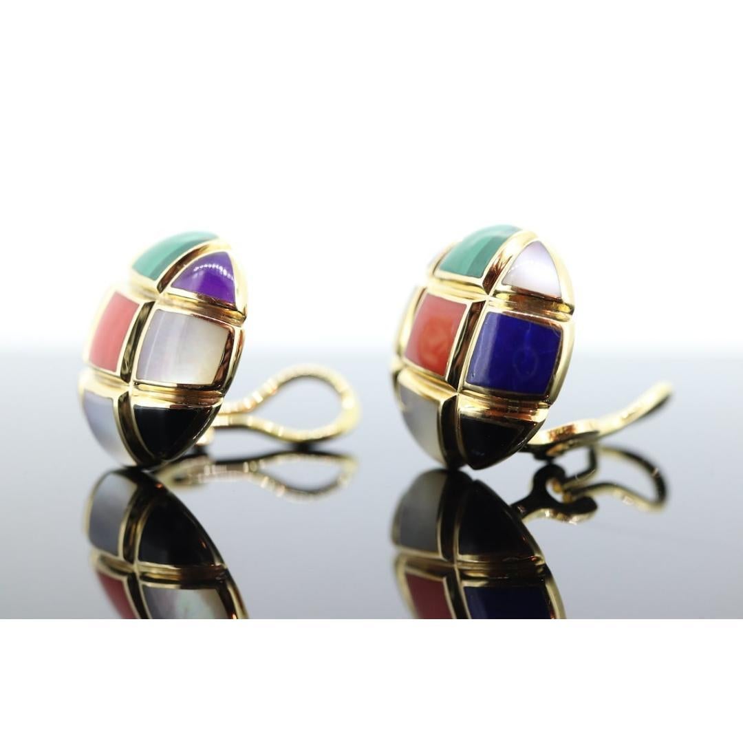 Vintage By
MATERIALIEN: Stein

Edelstein: Türkis


Atemberaubende Asch Grossbardt 14K Gelbgold Intarsien Edelstein Ohrringe.

Clip Ons für nicht gepiercte Ohren.


Zustand: Zeigt wenig bis keine Gebrauchsspuren.

Einzelheiten:
12,13 Gramm
20,5 mm