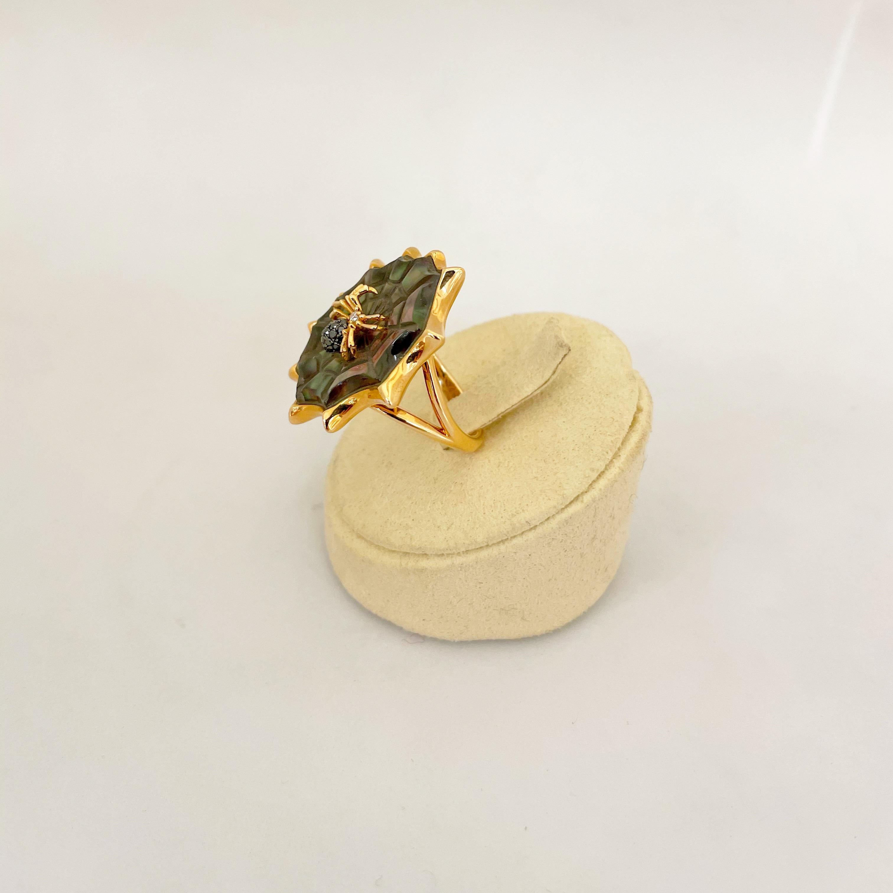 18KT RG Spinnenweb-Ring mit Diamantspinnen und Perlmutt von Asch Grossbardt im Zustand „Neu“ im Angebot in New York, NY