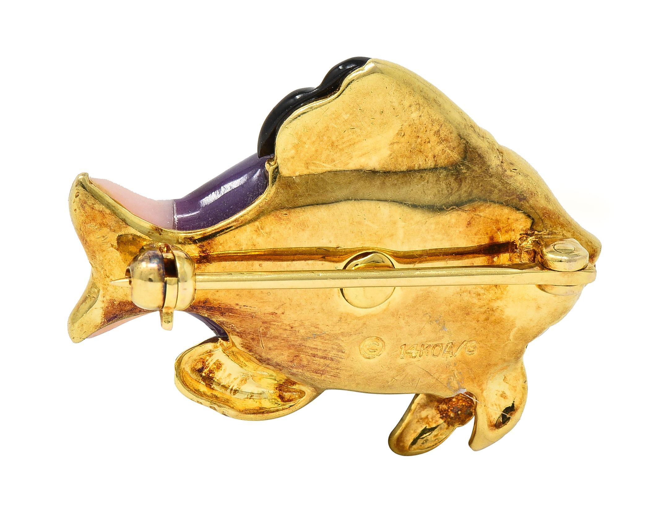 Taille ronde Asch Grossbardt Broche poisson incrustée en or 14 carats avec diamants, améthystes et nacres en vente