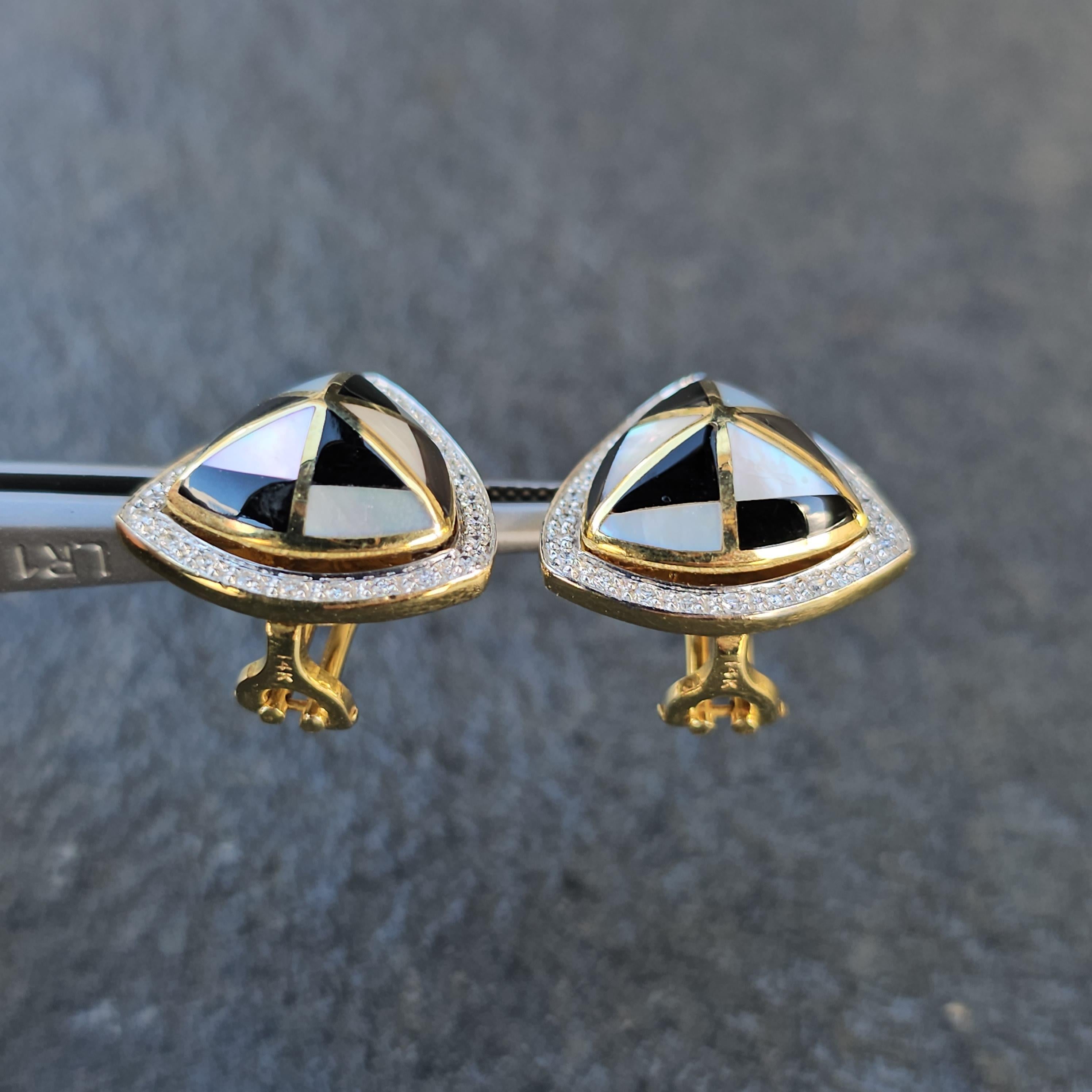 Asch Grossbardt Boucles d'oreilles MOP Nacre Onyx Diamant Or jaune 14k 12g Bon état - En vente à Northbrook, IL