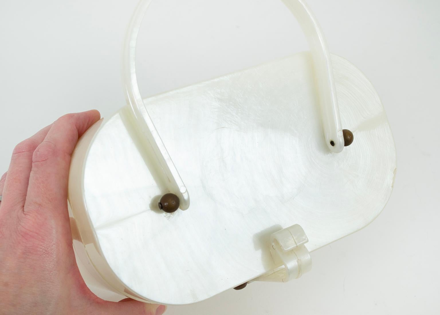 Ascot New York Oval Mother of Pearl Lucite Double Decker Box Purse, 1950s For Sale 8