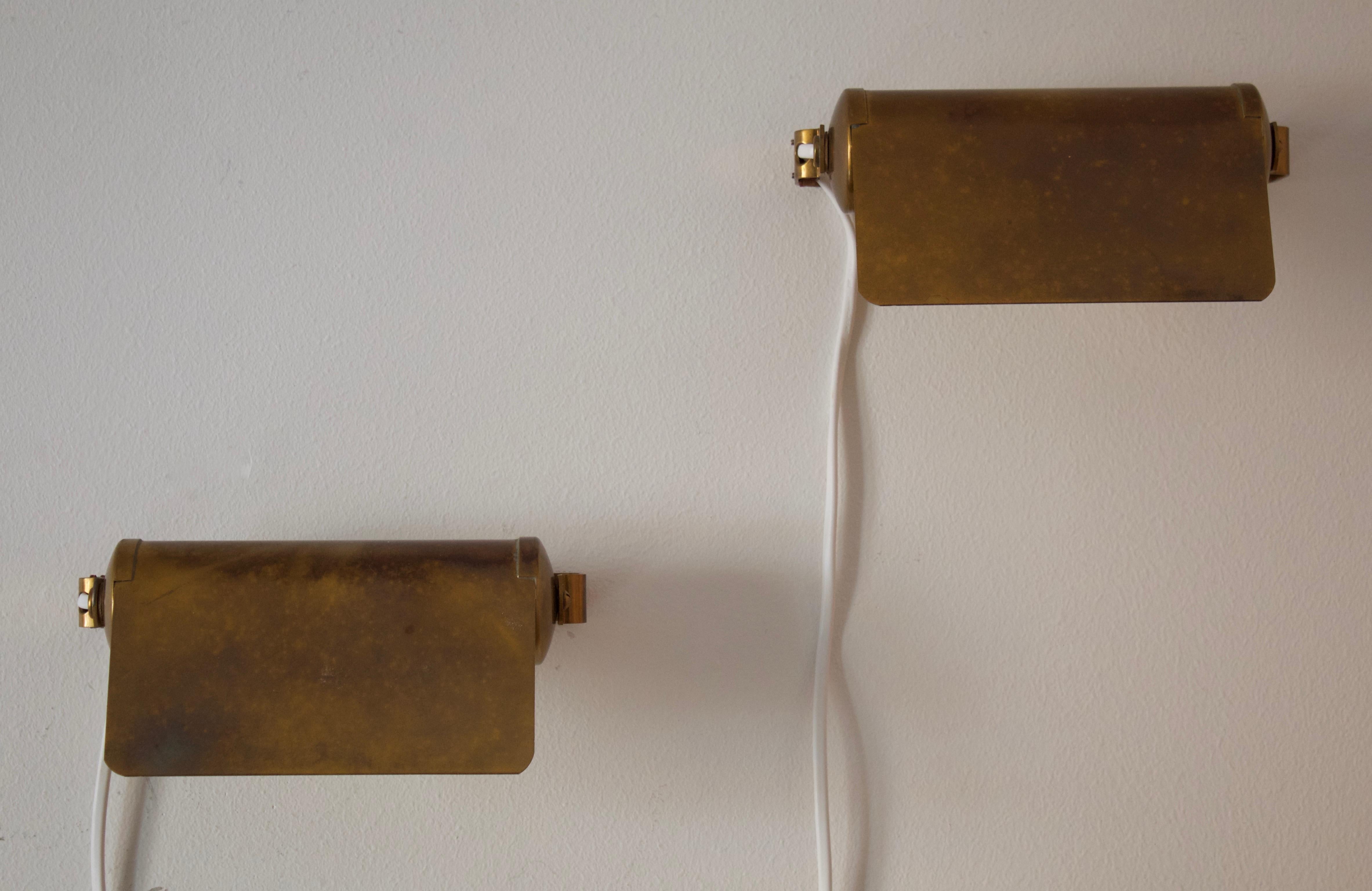 Scandinavian Modern ASEA, Adjustable Wall Light, Brass, Sweden, 1940s