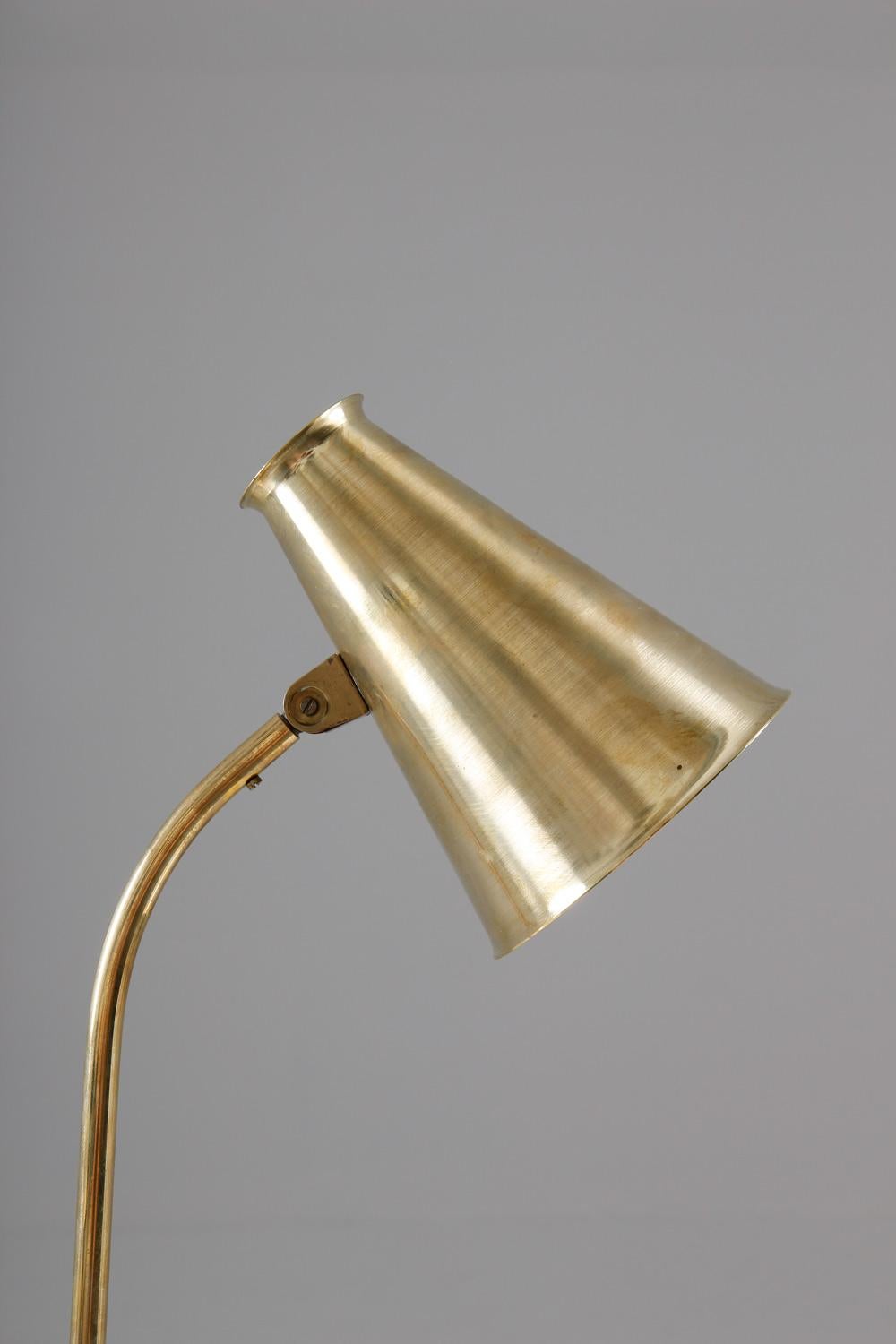 20th Century ASEA-Attributed Scandinavian Midcentury Desk Lamp in Brass For Sale