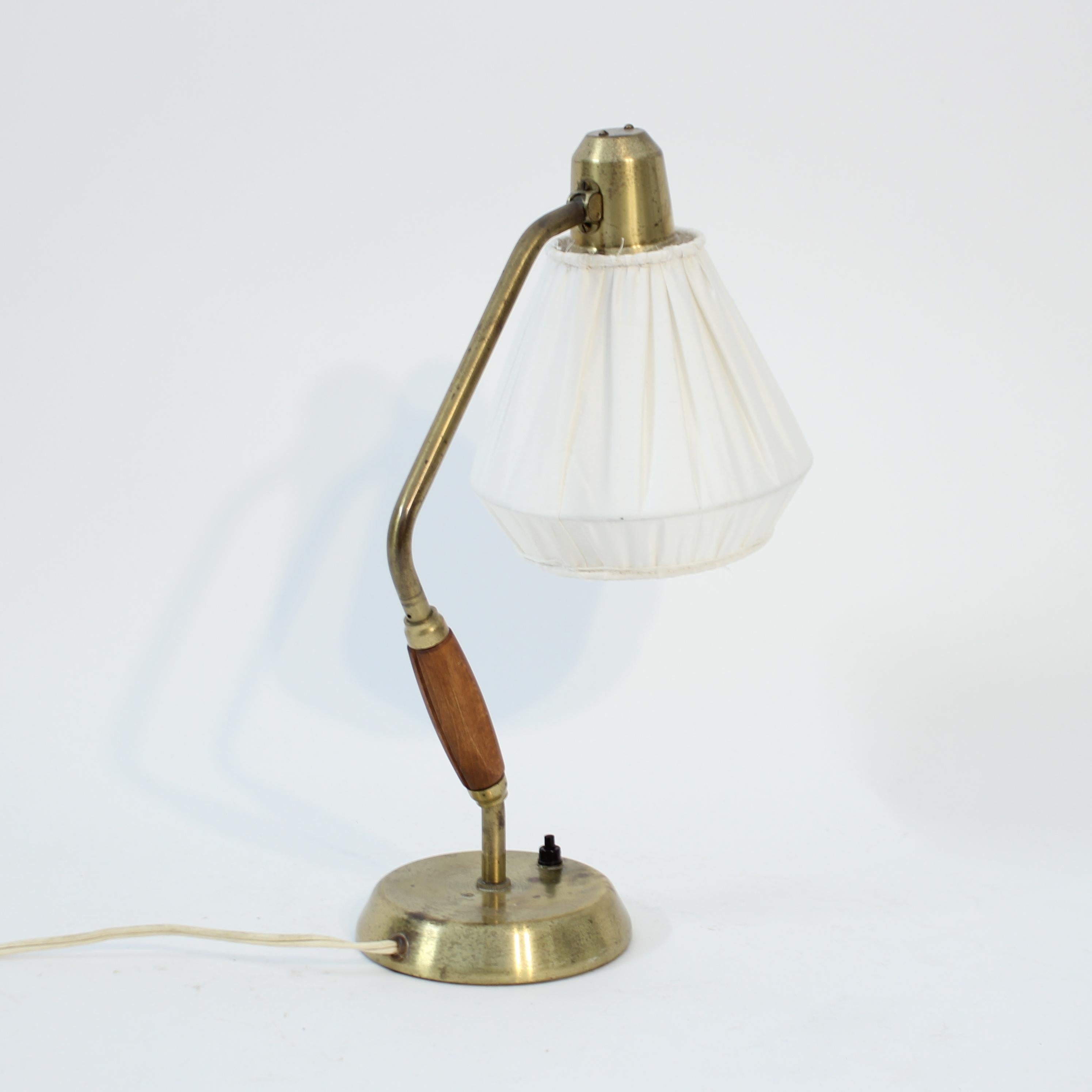 Brass ASEA, brass and teak desk / table lamp, 1950s For Sale