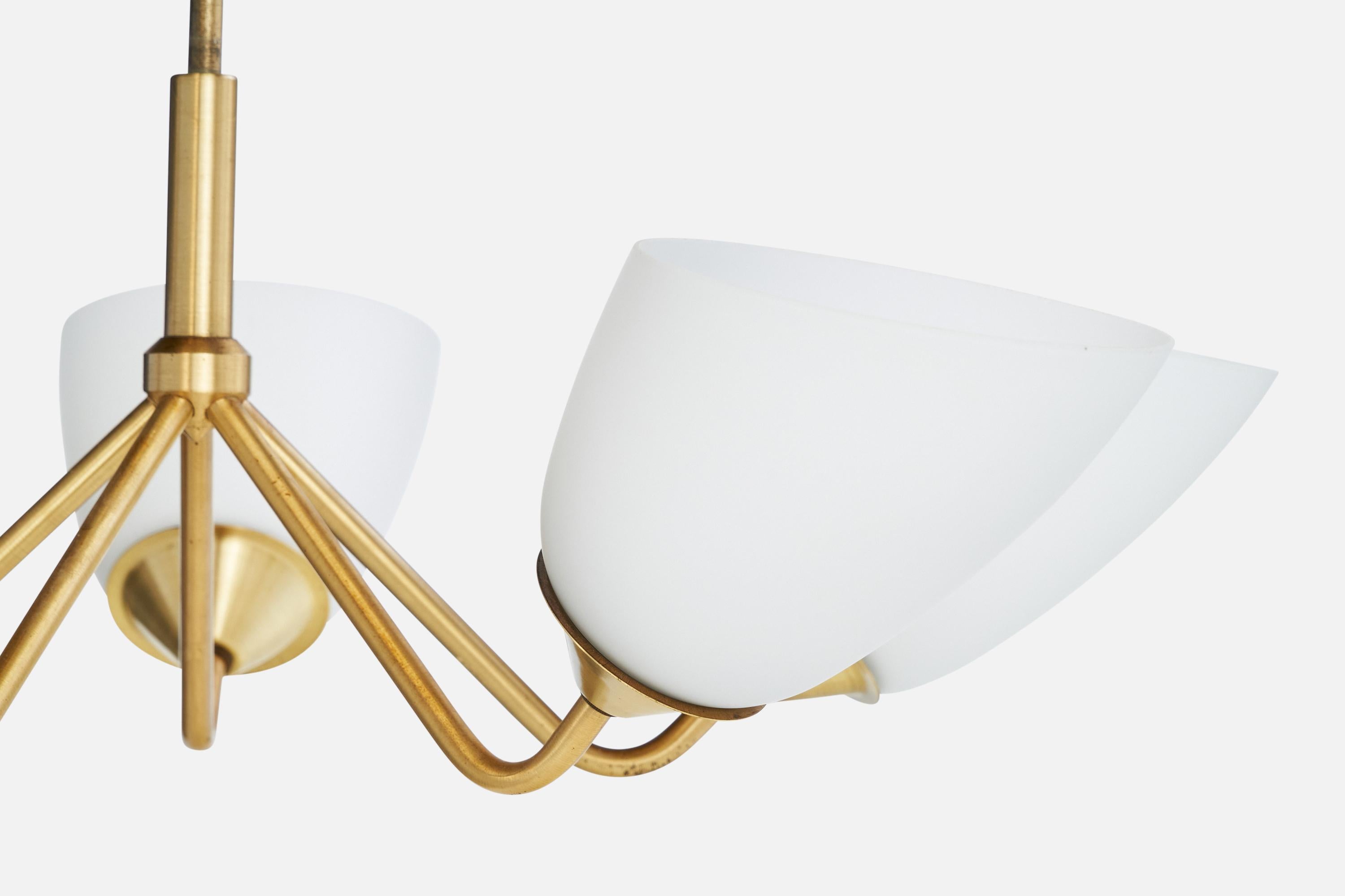 Metà XX secolo ASEA, Lampadario, Ottone, Vetro, Svezia, anni '1950 in vendita