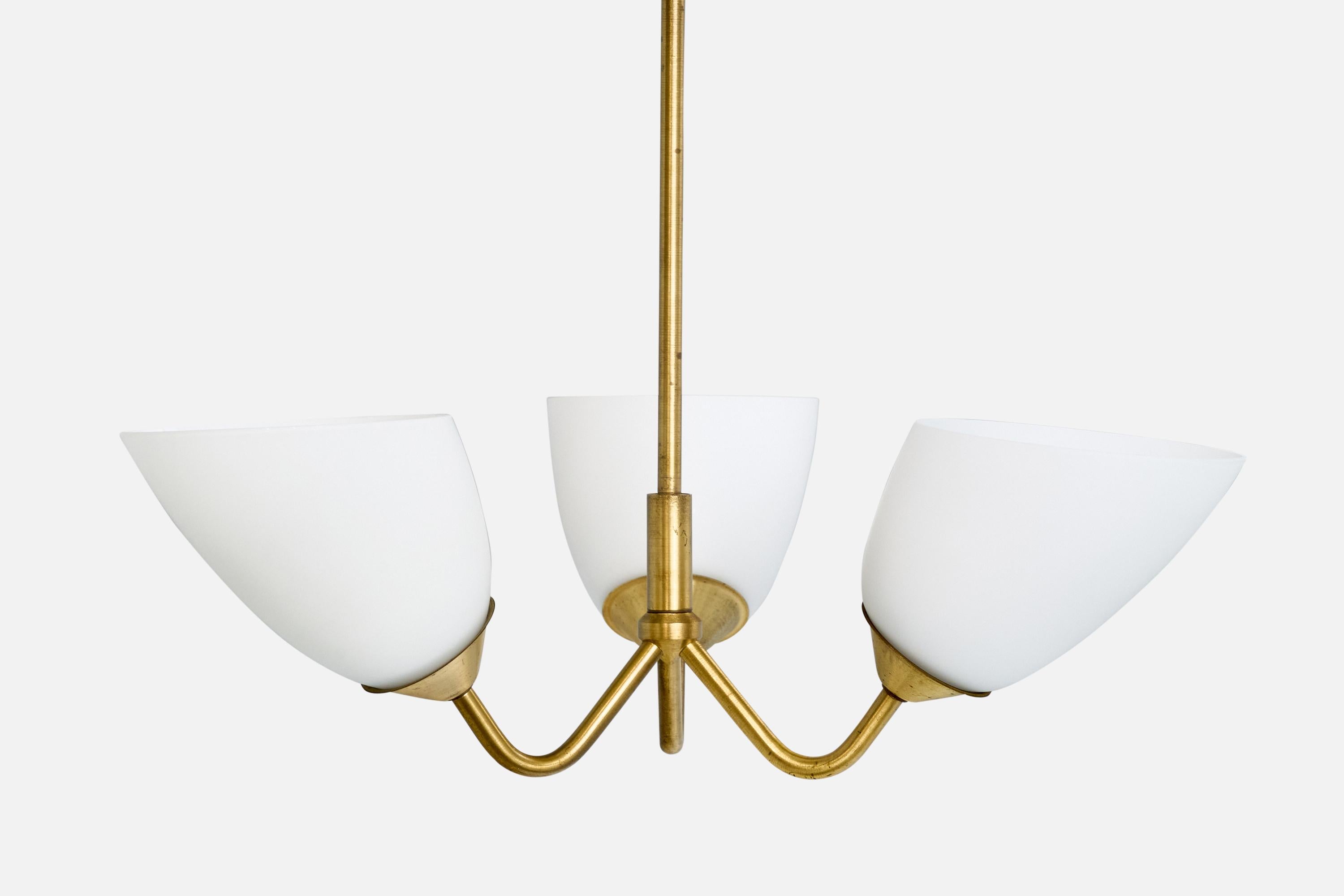 Milieu du XXe siècle ASEA, lustre, laiton, verre, Suède, années 1950 en vente