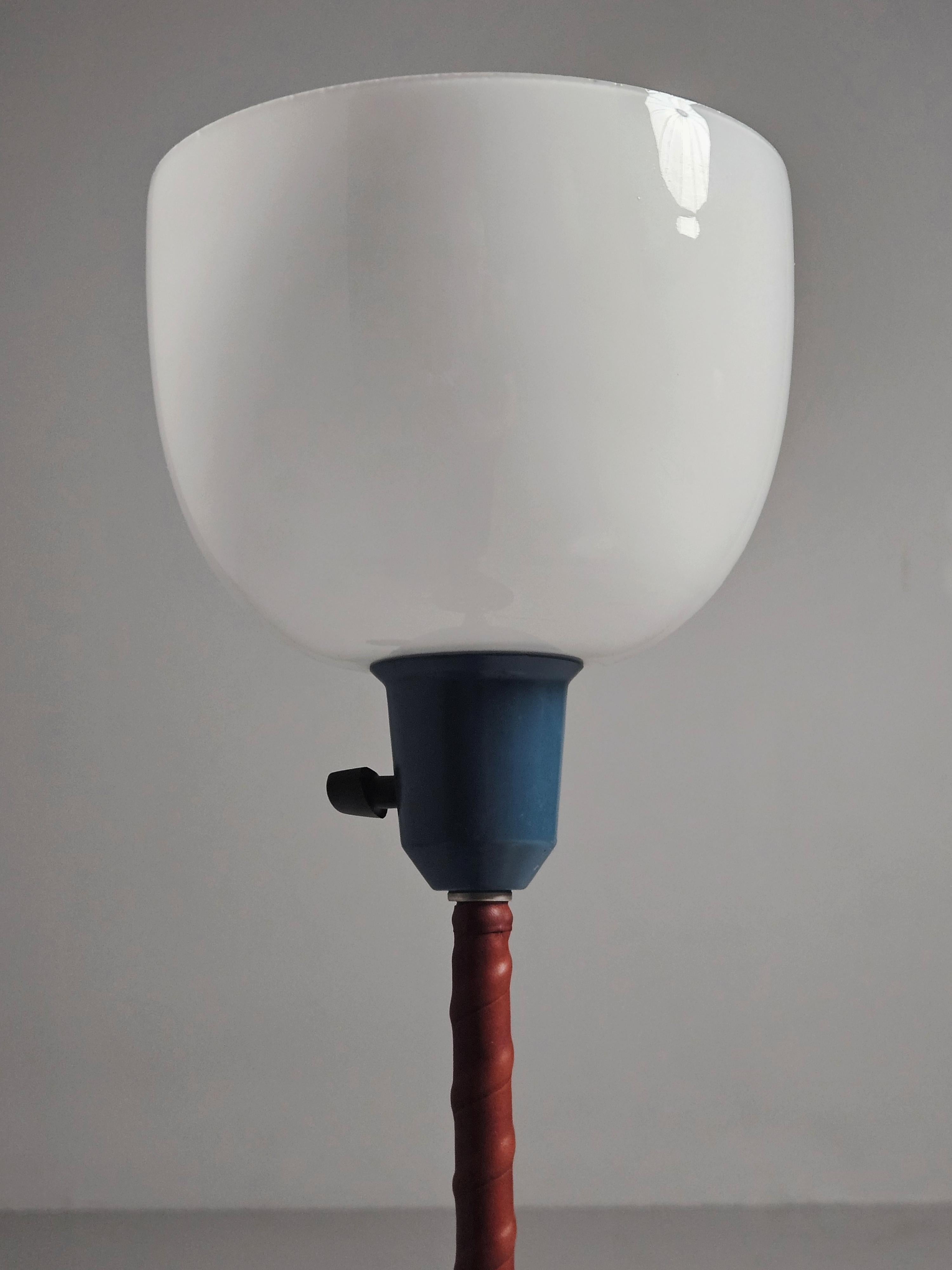 ASEA Tischlampen aus Leder, Glas und Stahl, unbekannter Designer, Schweden, 1950er Jahre (20. Jahrhundert) im Angebot
