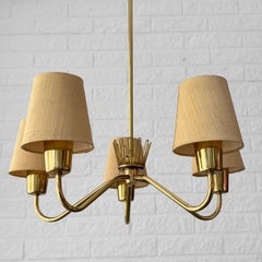 ASEA Skandinavischer Kronleuchter aus der Mitte des Jahrhunderts, Messing und Textil, Schweden, 1950er Jahre