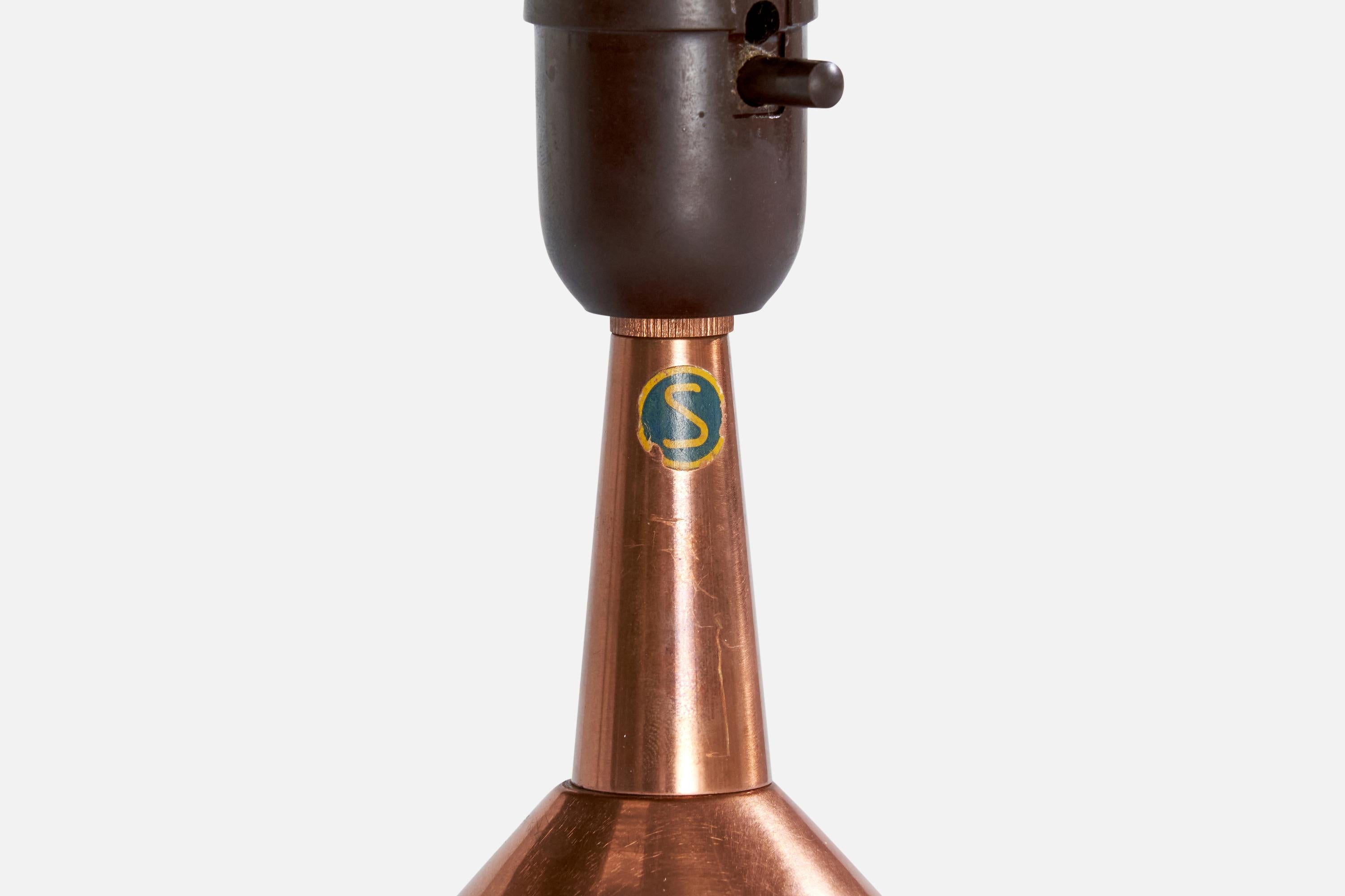 ASEA, Table Lamp, Copper, Teak, Sweden, 1950s In Good Condition For Sale In High Point, NC