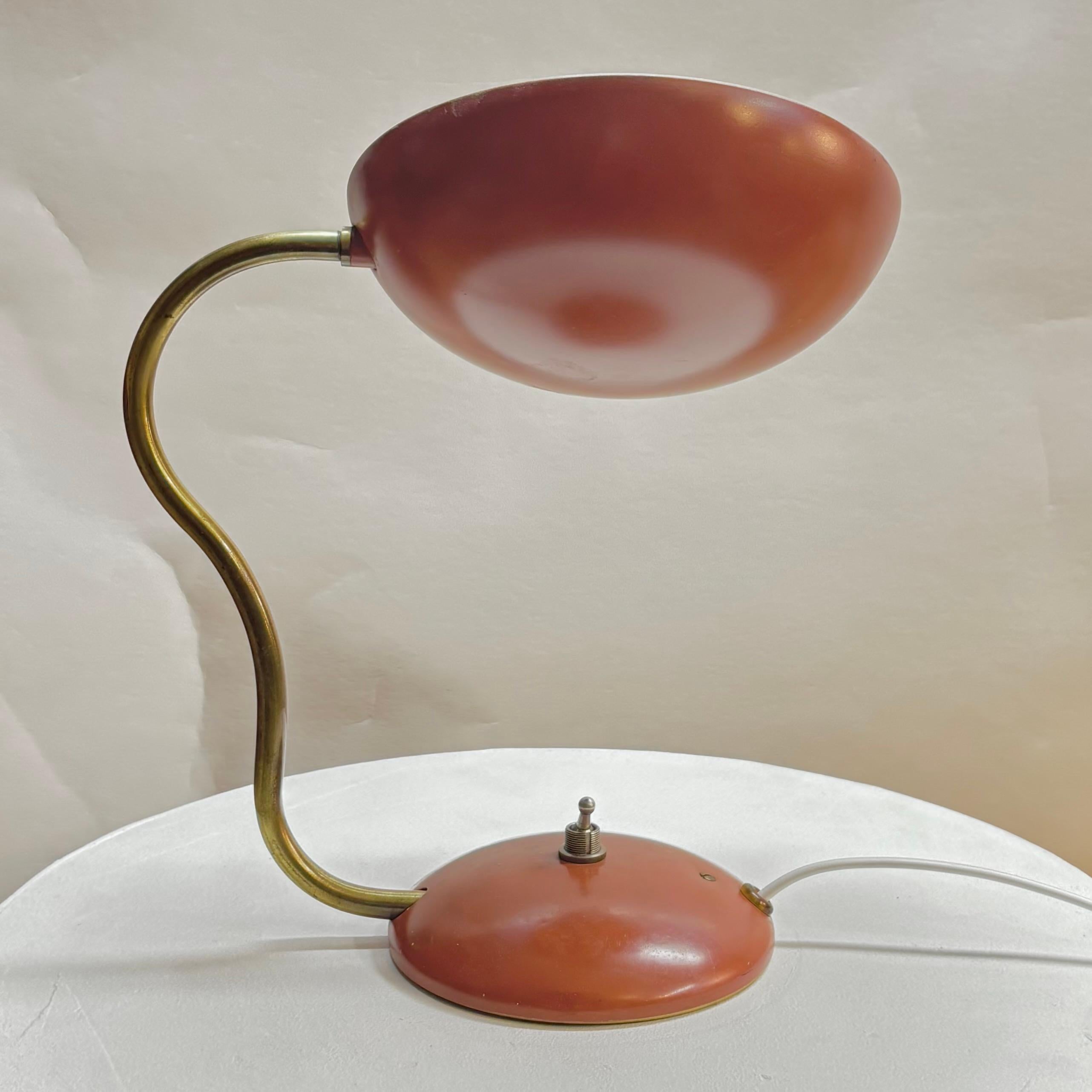 Lampe de table ASEA E1325, laiton et acier, The Modernity, Suède, années 1950 en vente 7