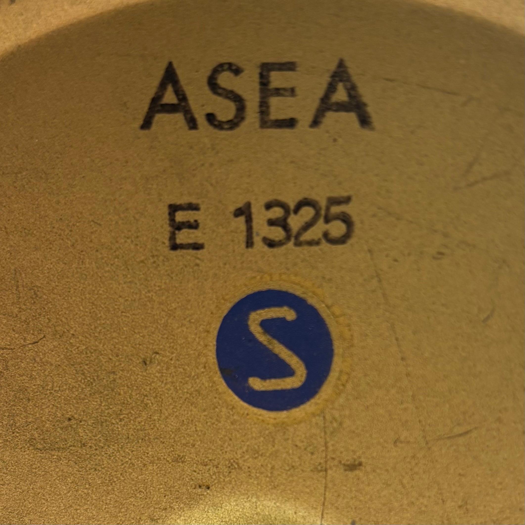 Lampe de table ASEA E1325, laiton et acier, The Modernity, Suède, années 1950 en vente 13